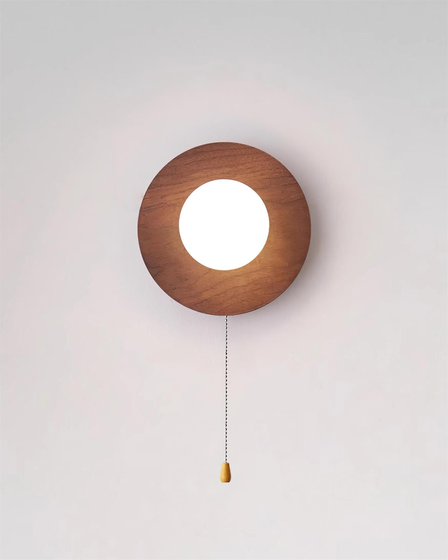 Olyne Wooden Wall Lamp