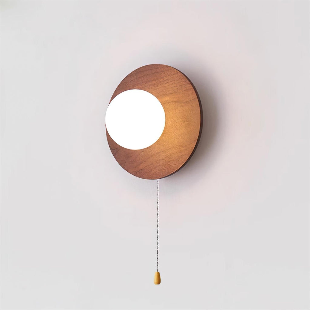 Olyne Wooden Wall Lamp