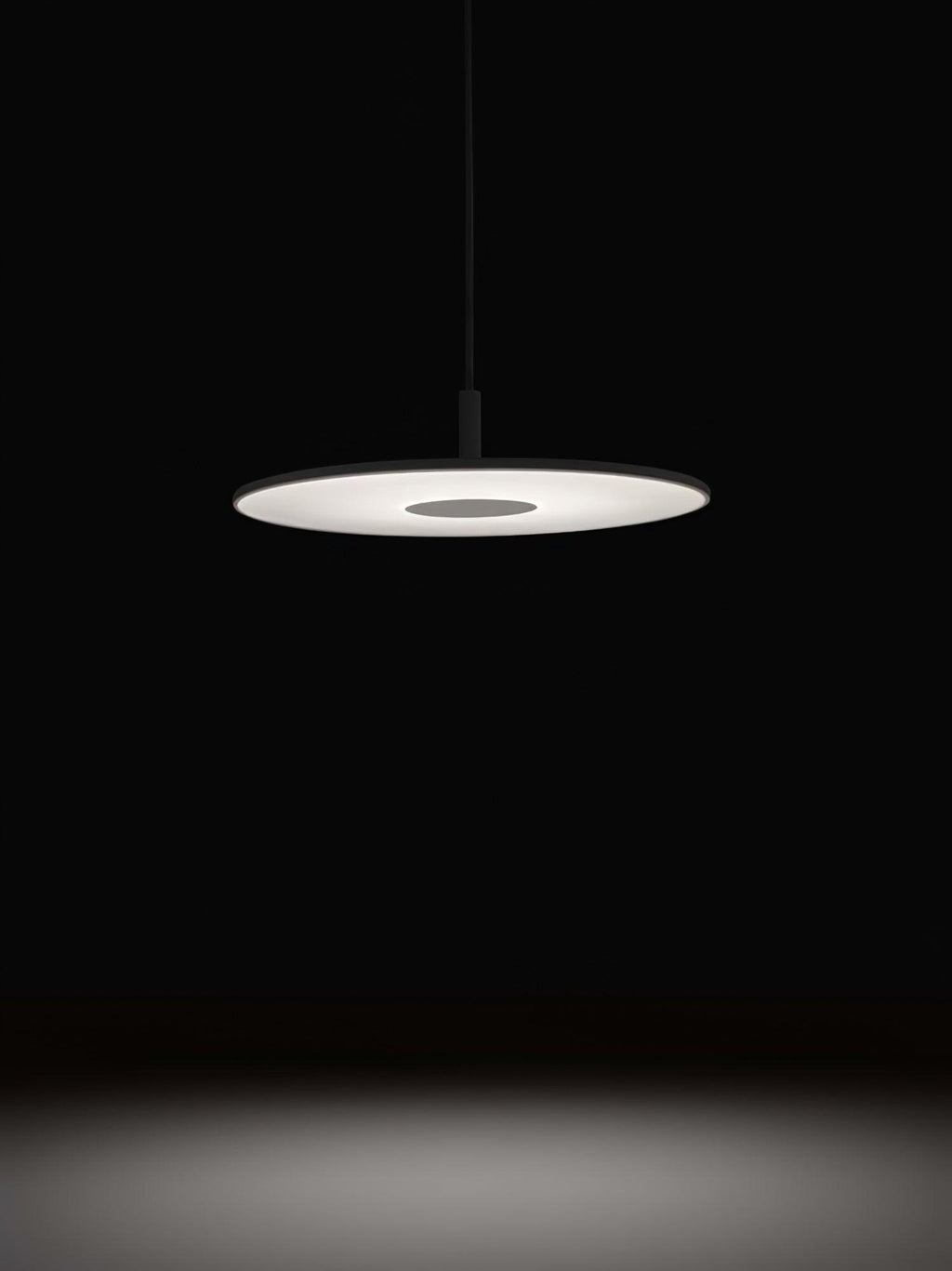 Vosolus Minimalist Metal Pendant Light