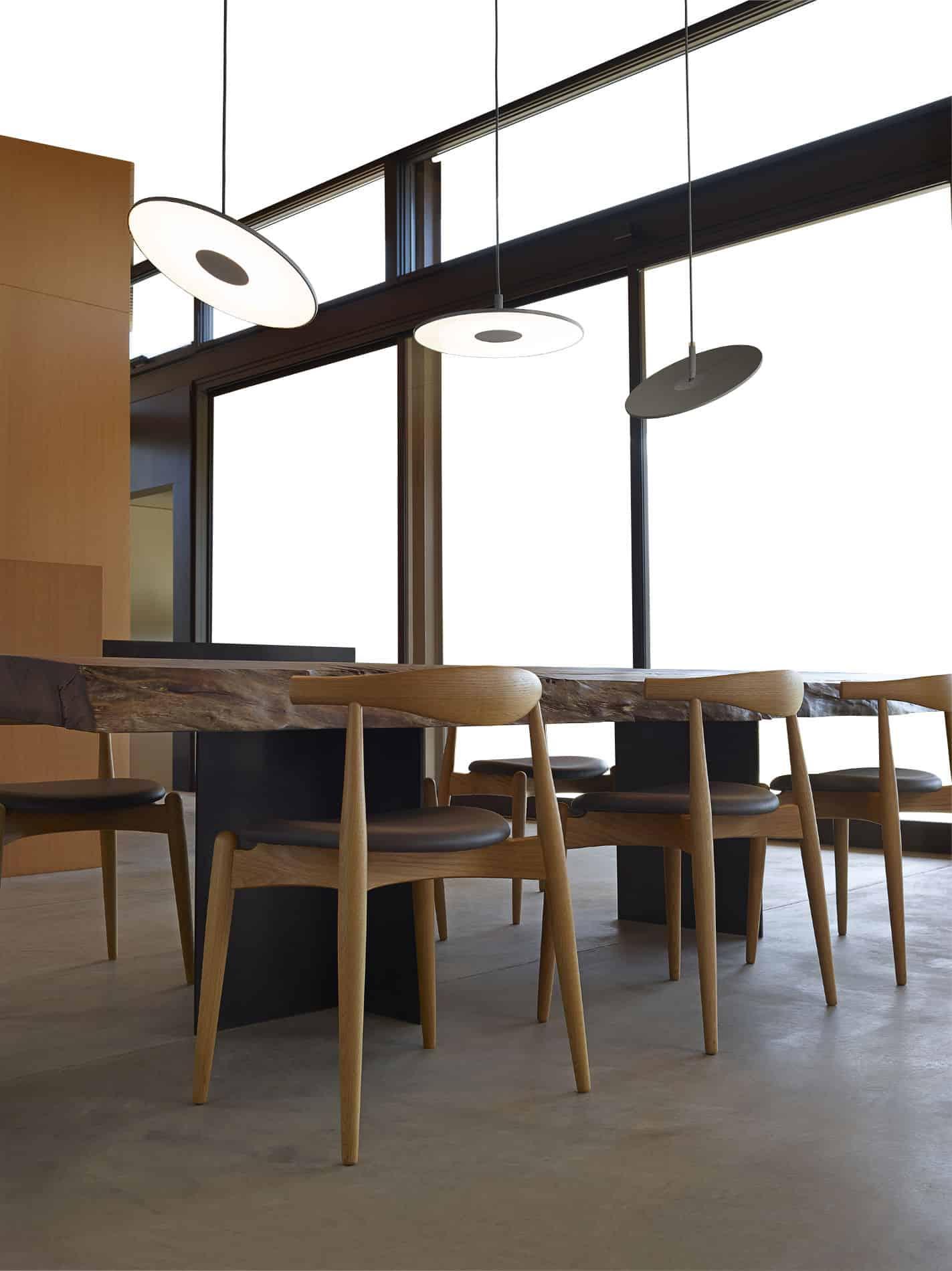 Vosolus Minimalist Metal Pendant Light