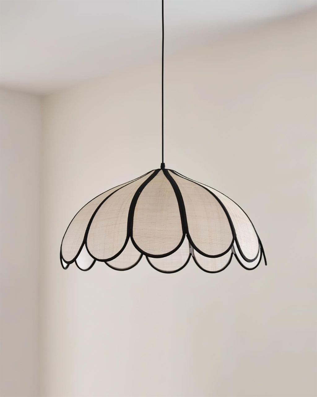 Pendant Lamp Scalloped Plant Fiber Shade Metal Frame Minimalist