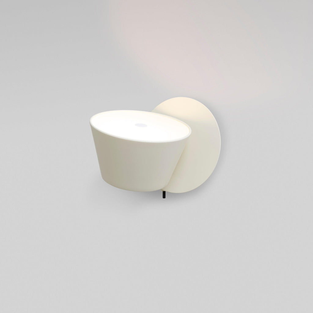 Fivra Dual Shade Wall Lamp