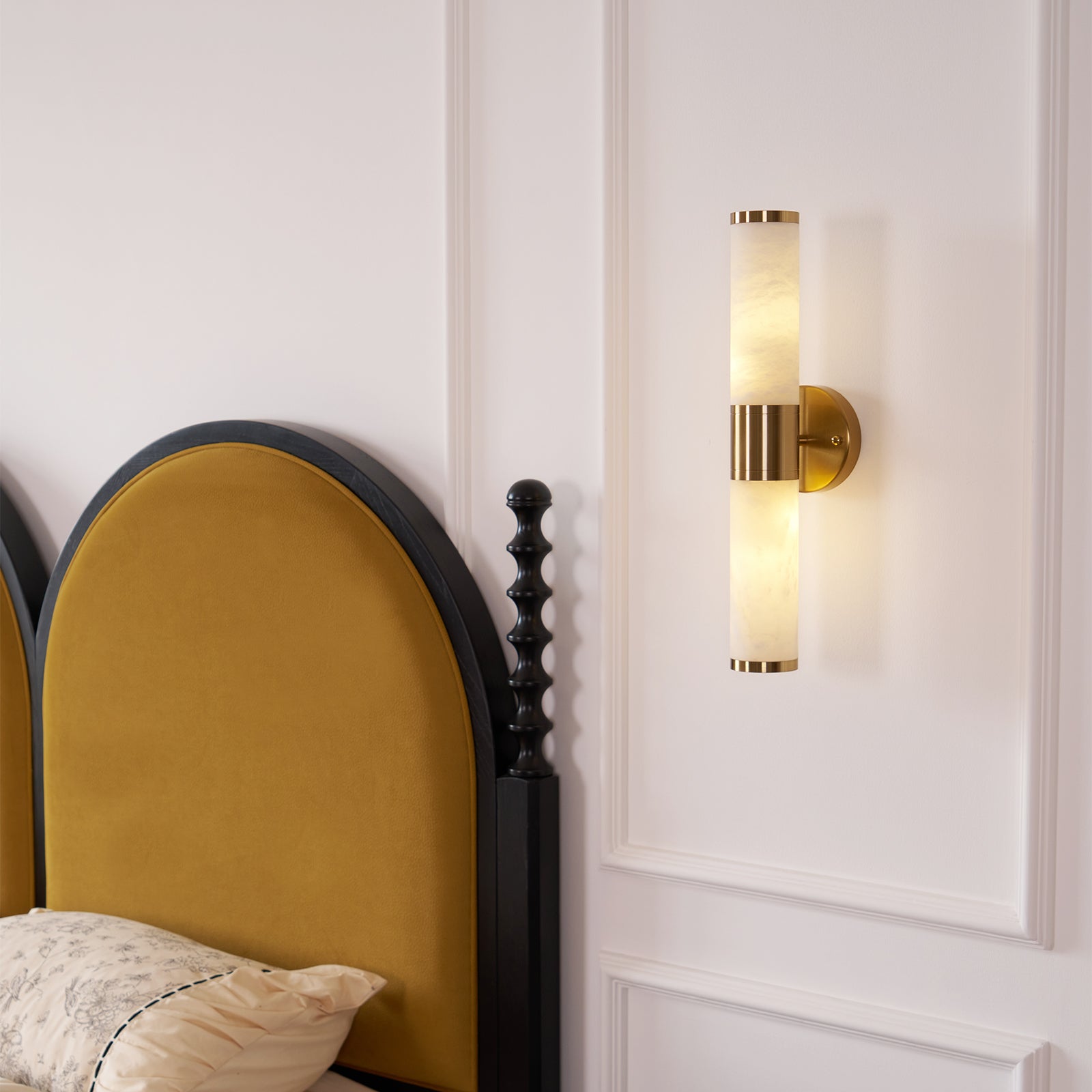 Kaia Minimalist Alabaster Wall Lamp