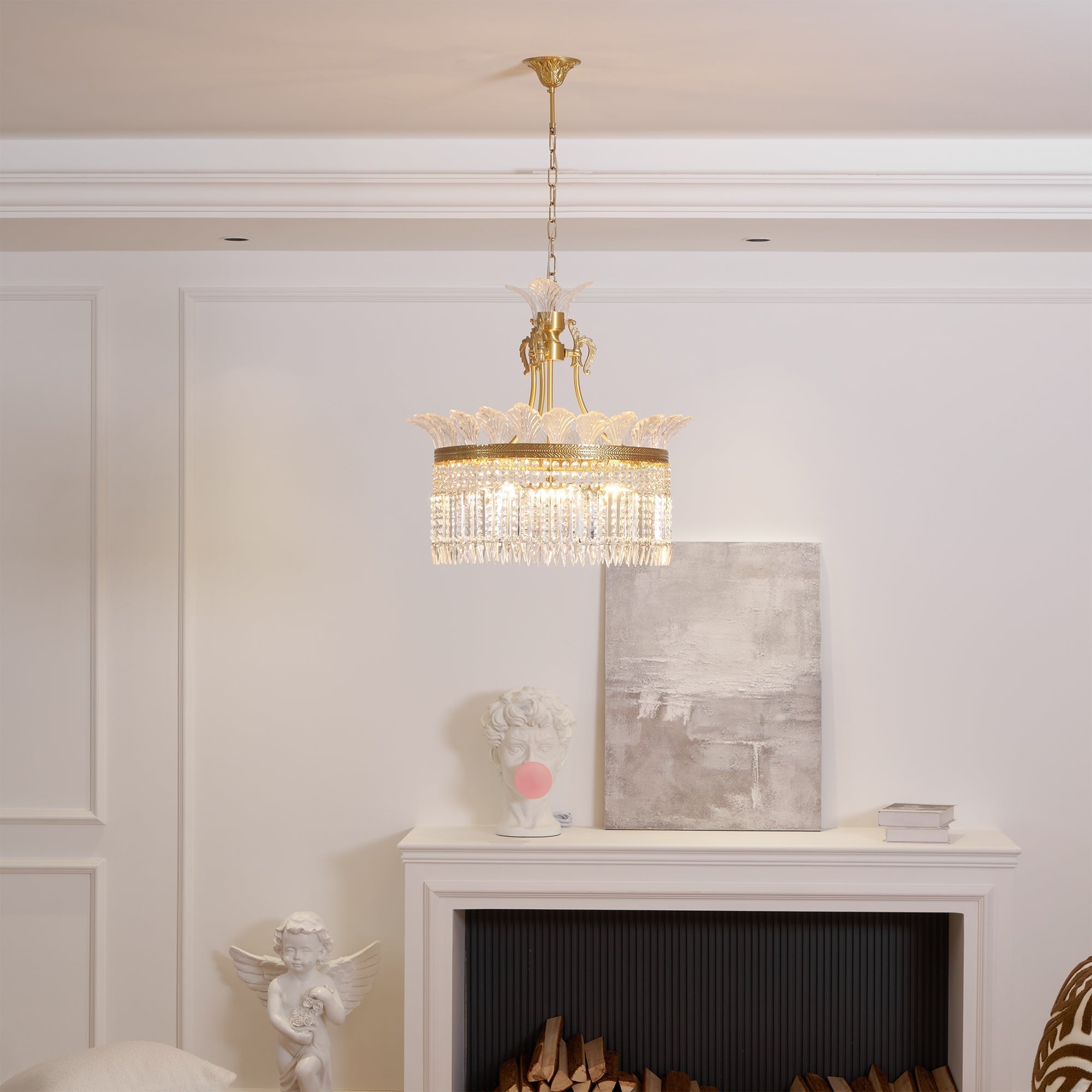 Xelra Chandelier Brass & Crystal