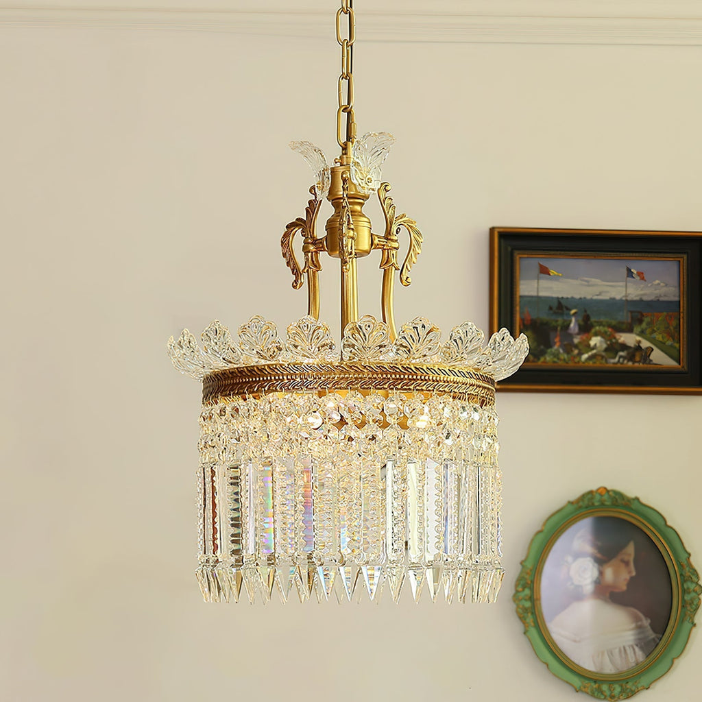 Xelra Chandelier Brass & Crystal