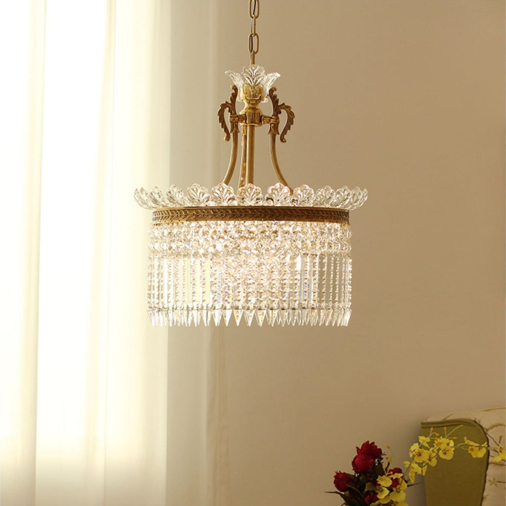 Xelra Chandelier Brass & Crystal