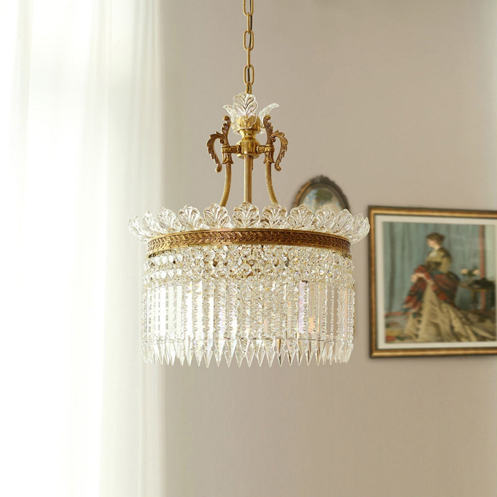 Xelra Chandelier Brass & Crystal