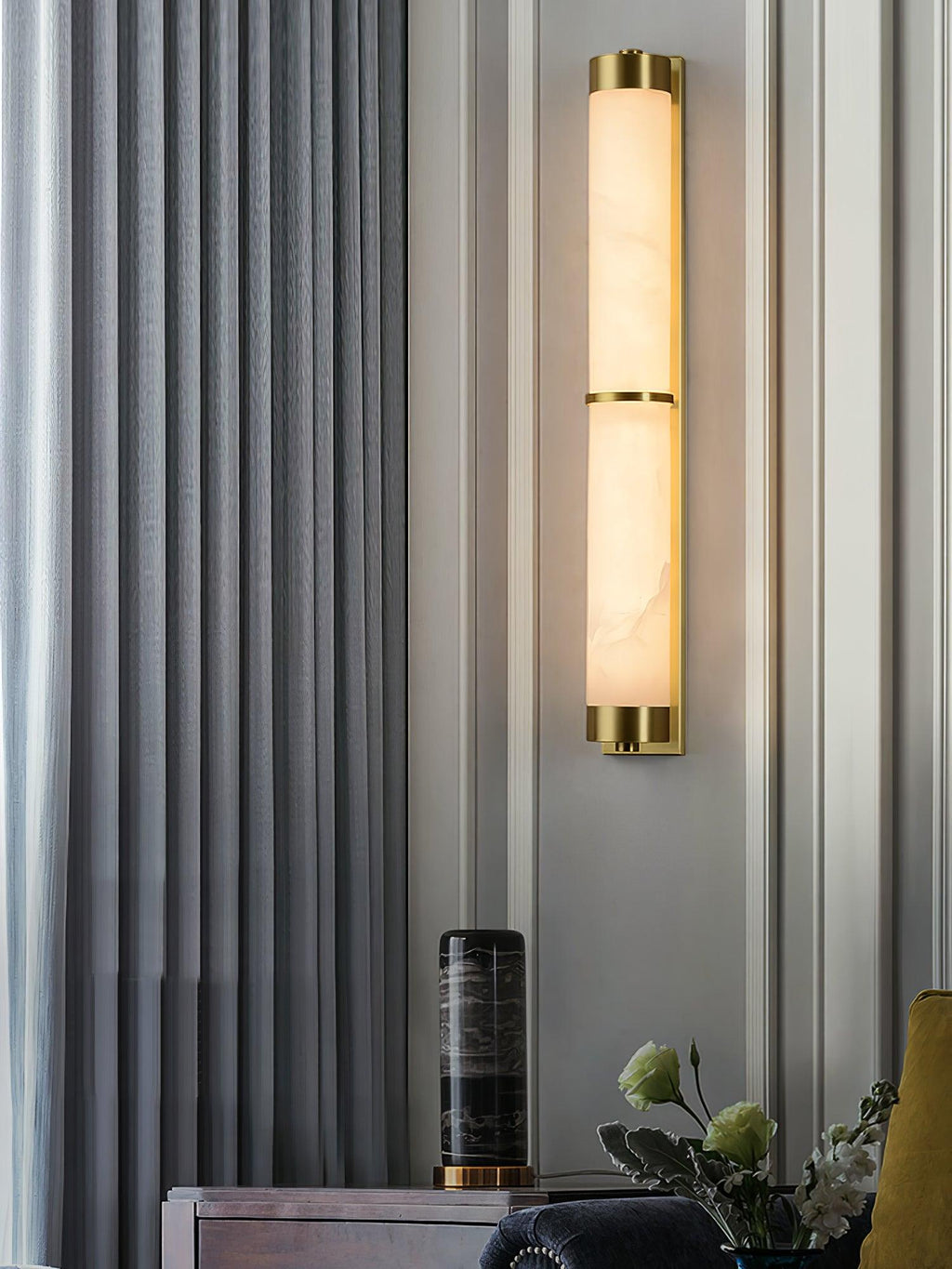Olmirira Minimalist Alabaster Wall Light