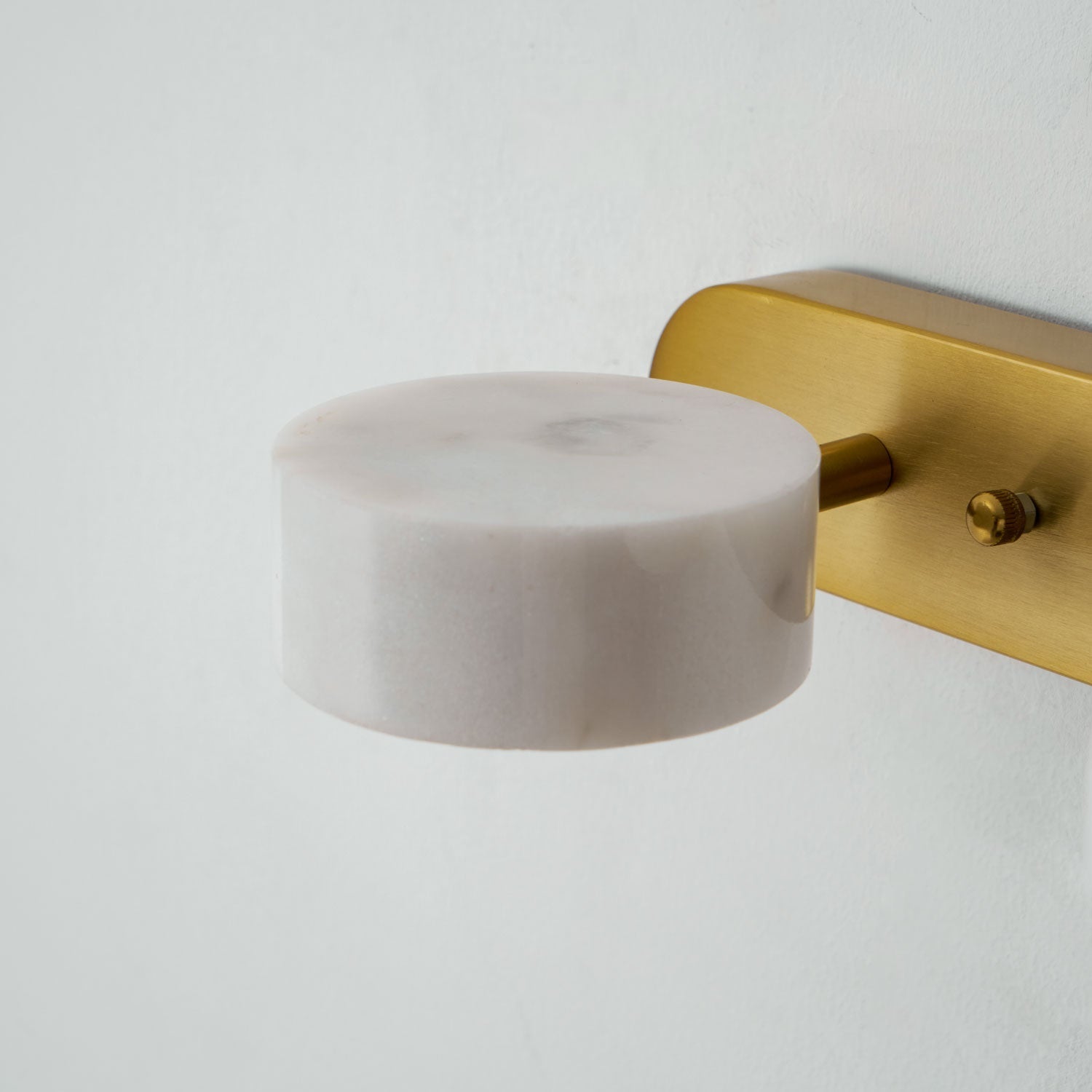 Orshaa Linear Travertine Vanity Light
