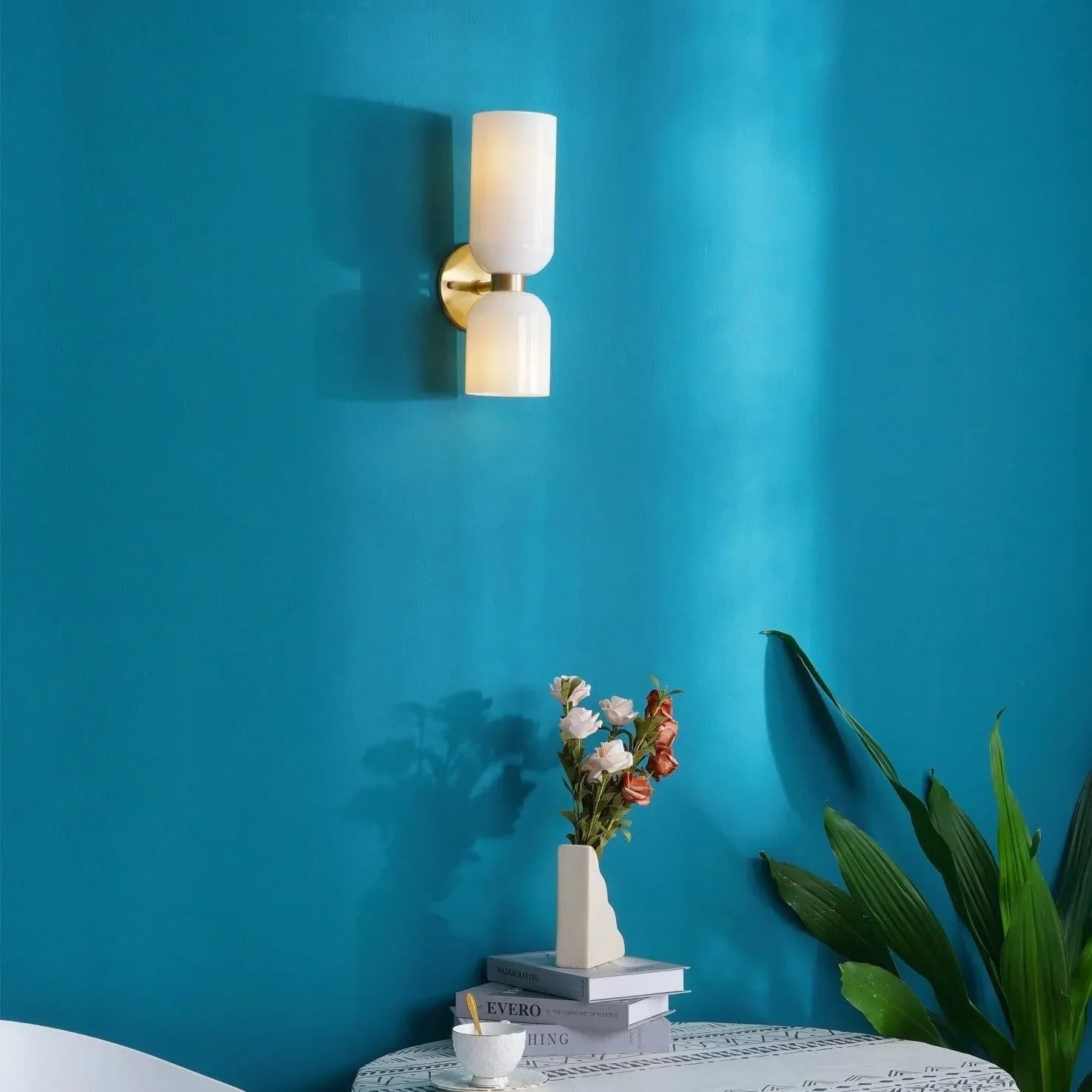 Arisha Wall Lamp Simple Double-head, White/Blue/Gray/Chrome, Bedroom