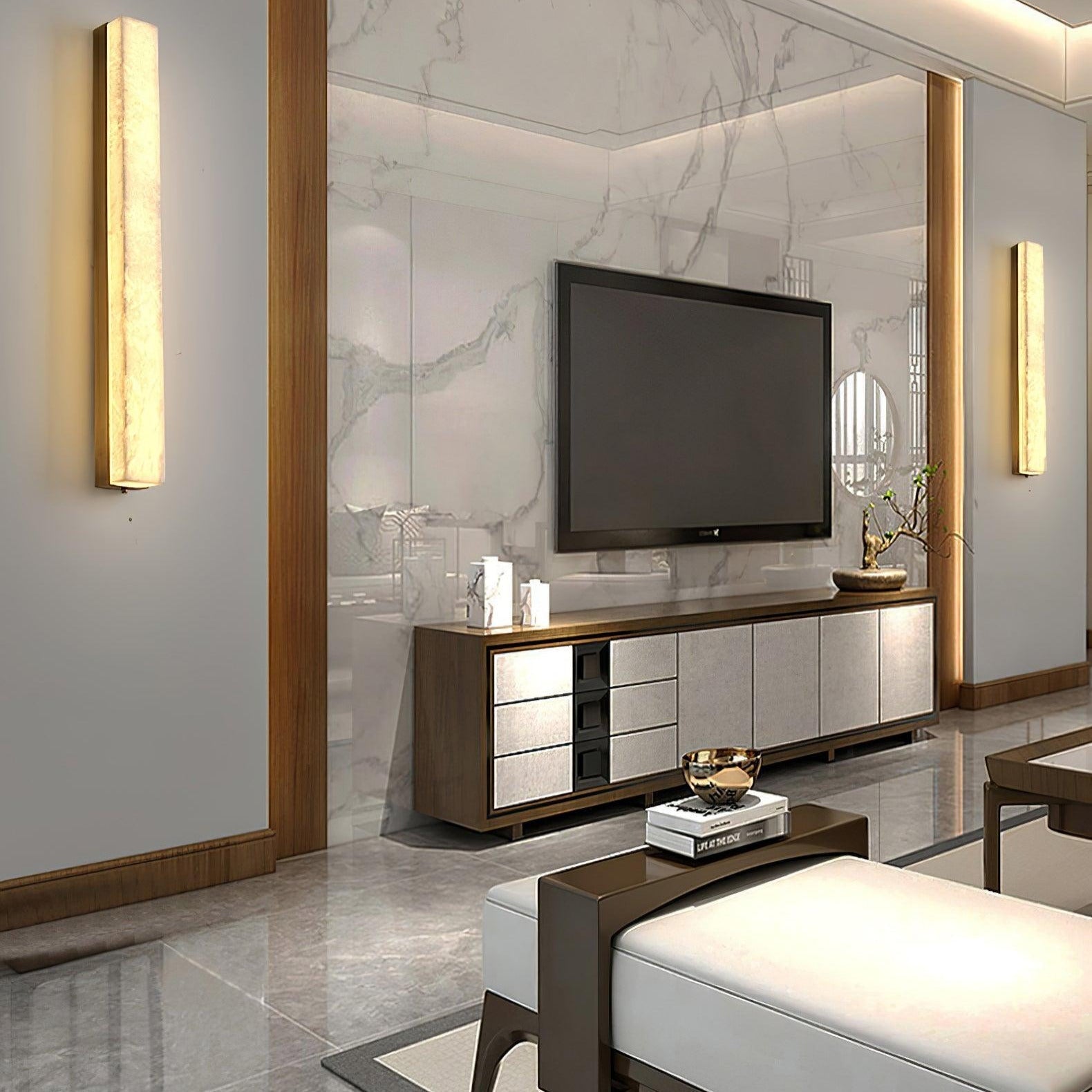 Isen Linear Brass Alabaster Wall Lamp