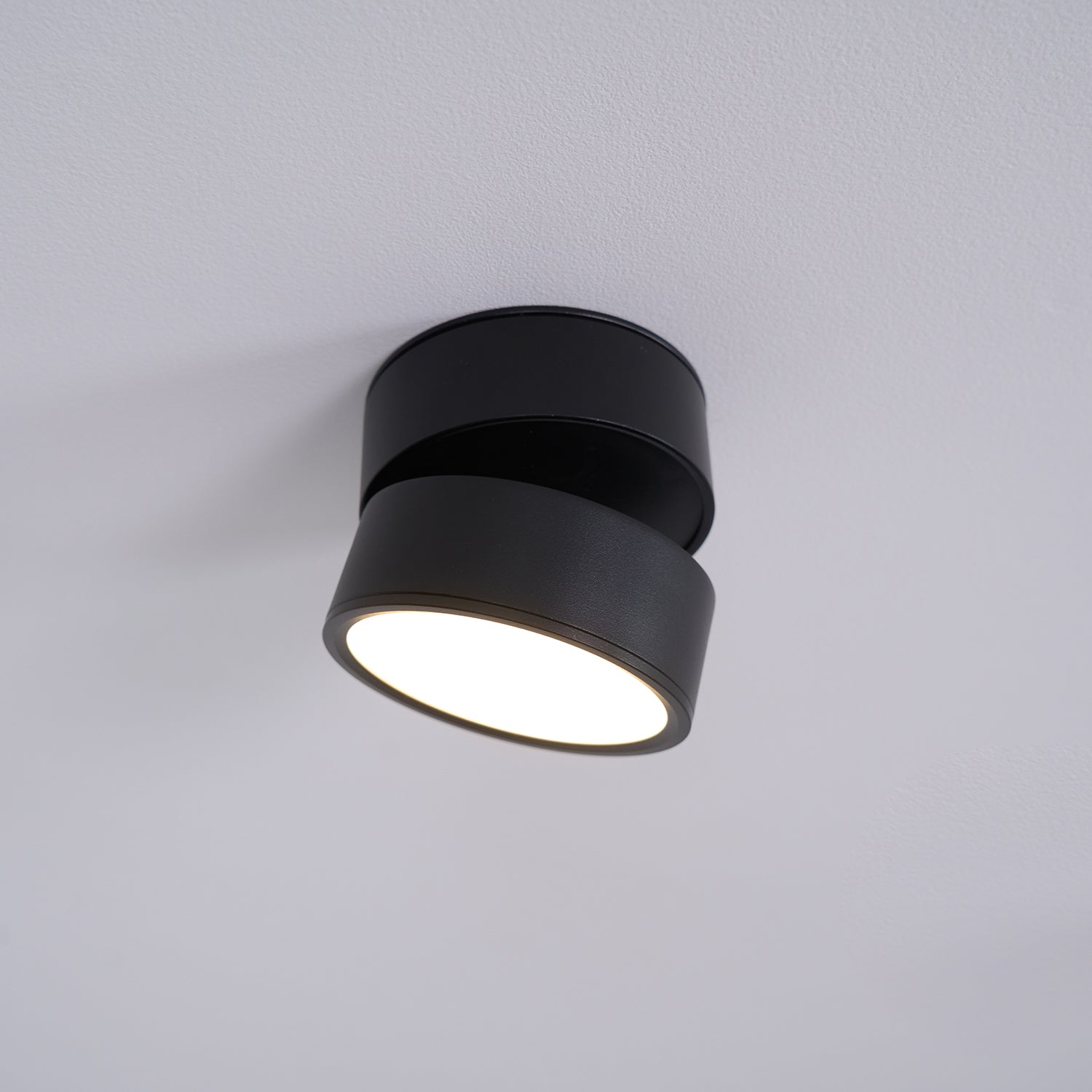 Venn Surface Recessed Light Spot