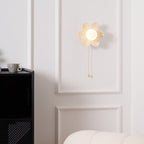 Acroma Nordic Art Flowers Resin Wall Lamp