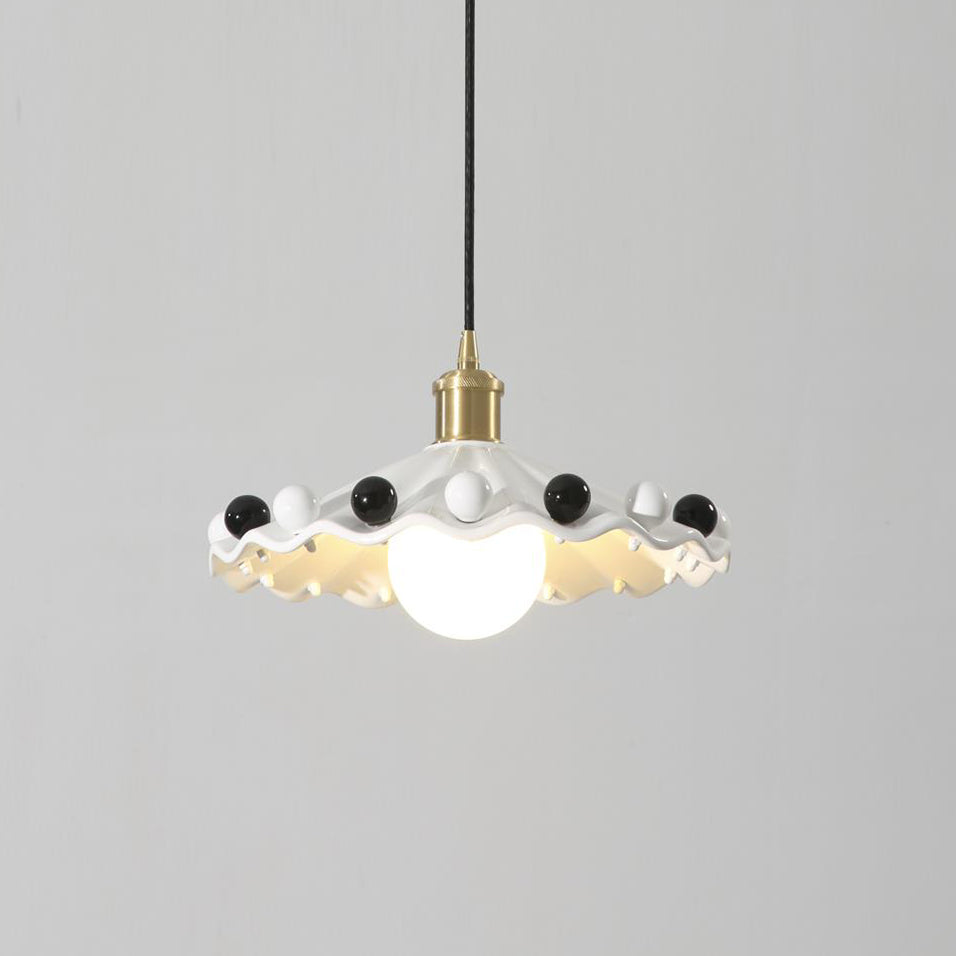 Pixen Wavy Ceramic Shade Pendant Lamp