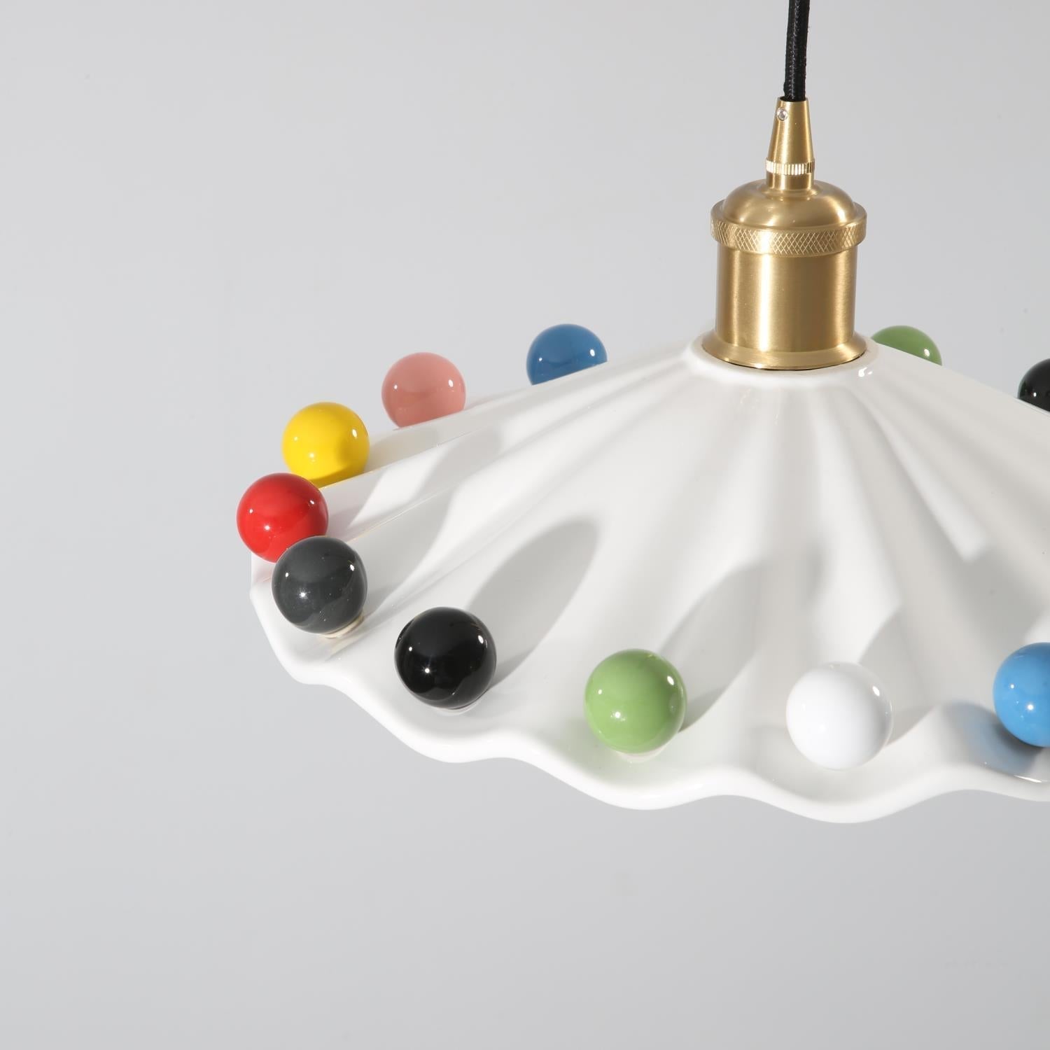 Pixen Wavy Ceramic Shade Pendant Lamp