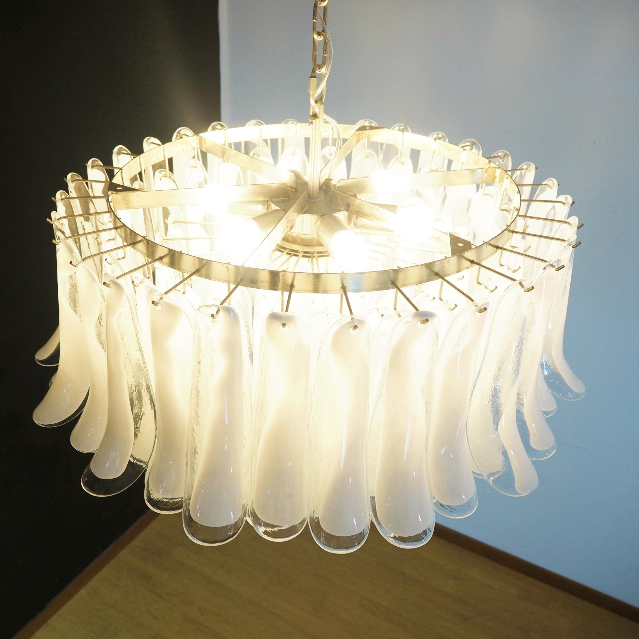 Aurora Chandelier White Murano Glass Petal D78cm