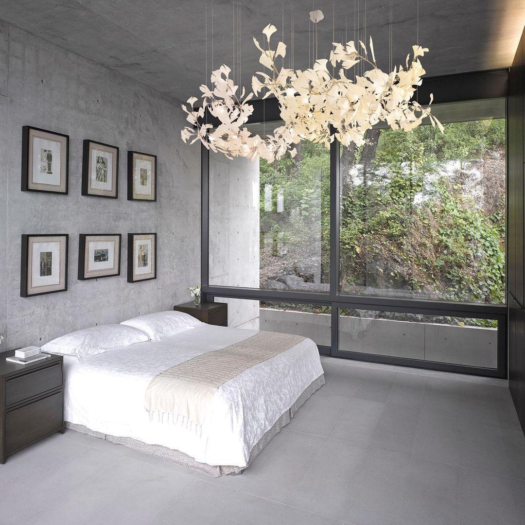 Chandelier White Ceramic Ginkgo Petals Gold