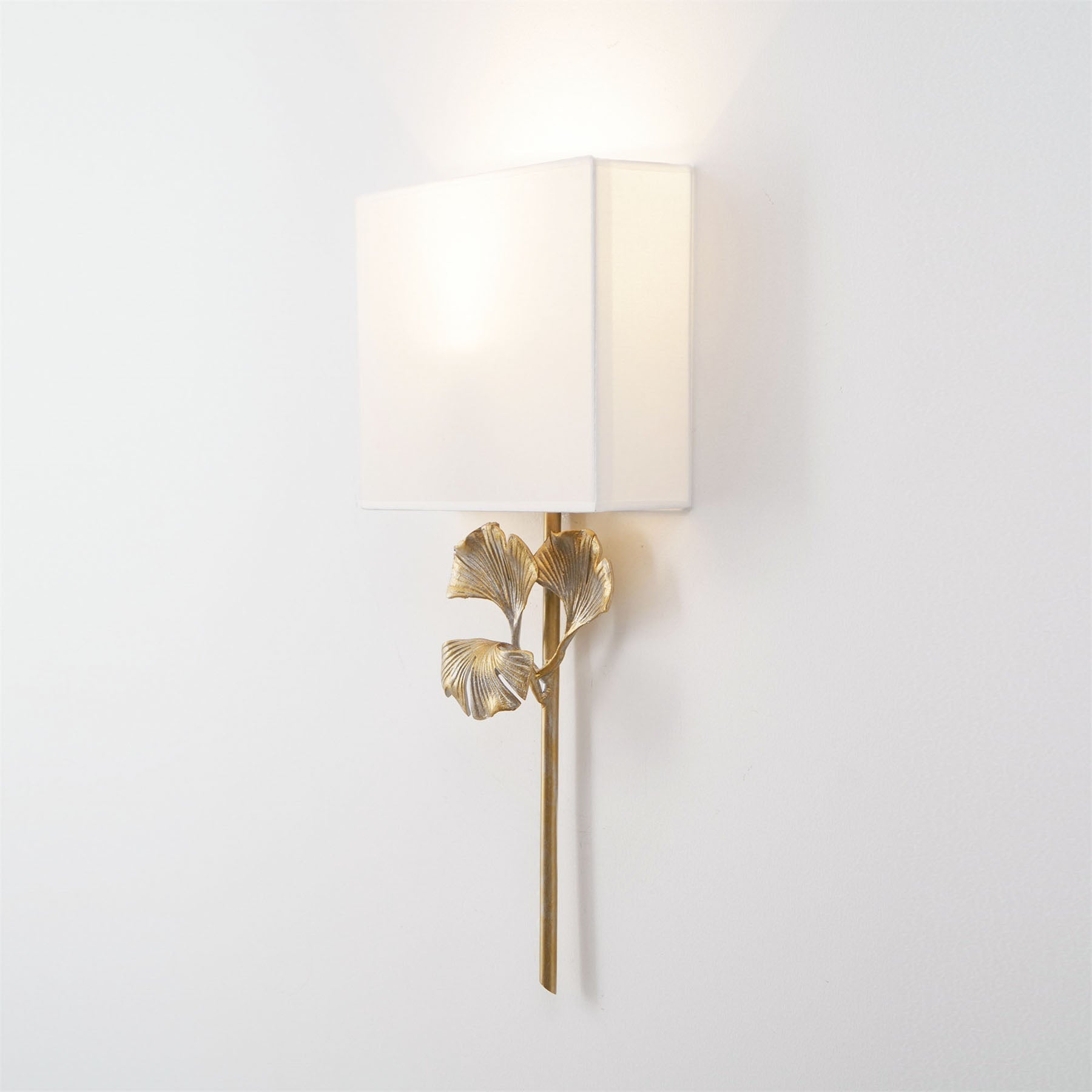 Daisy Wall Lamp Ginkgo Leaf