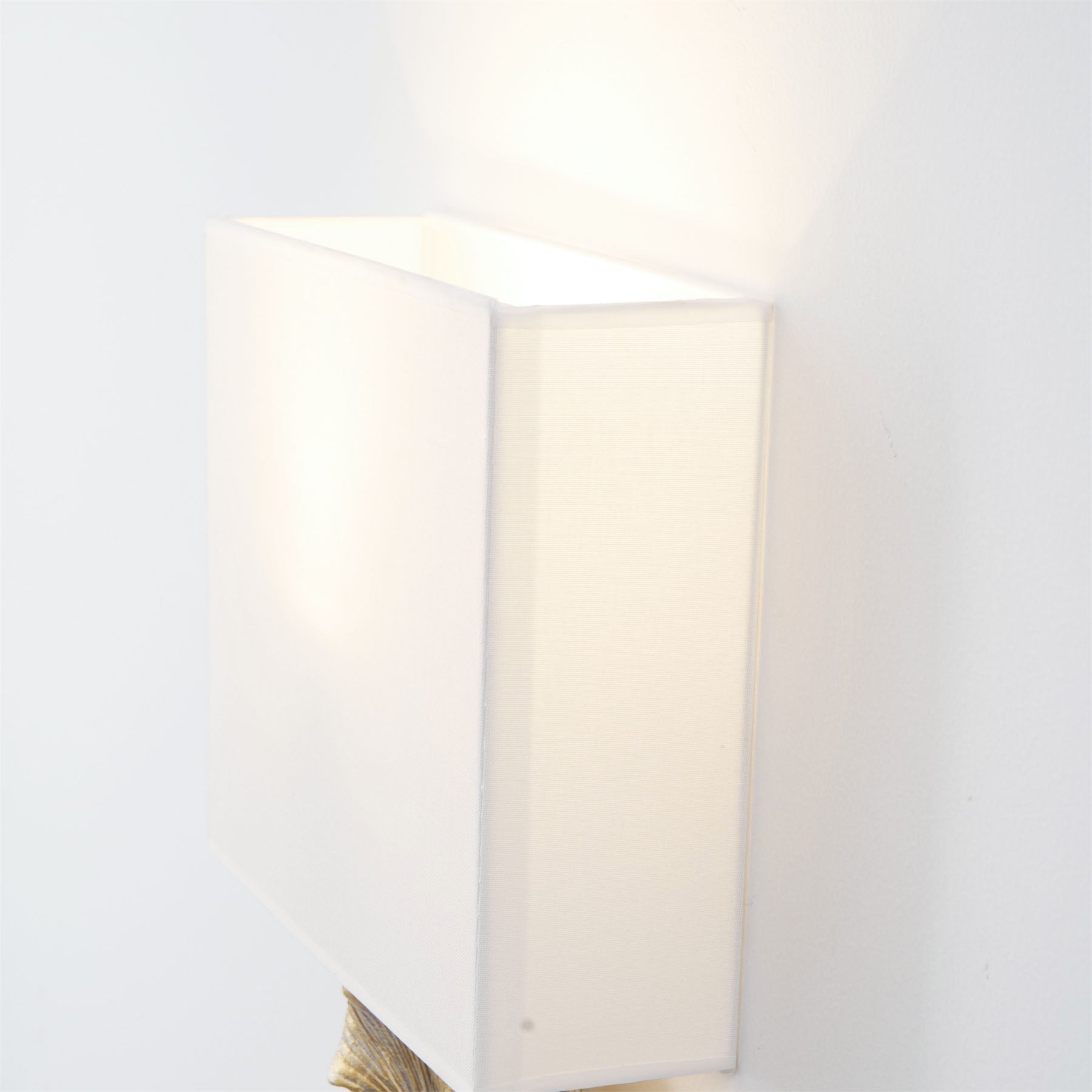 Daisy Wall Lamp Ginkgo Leaf