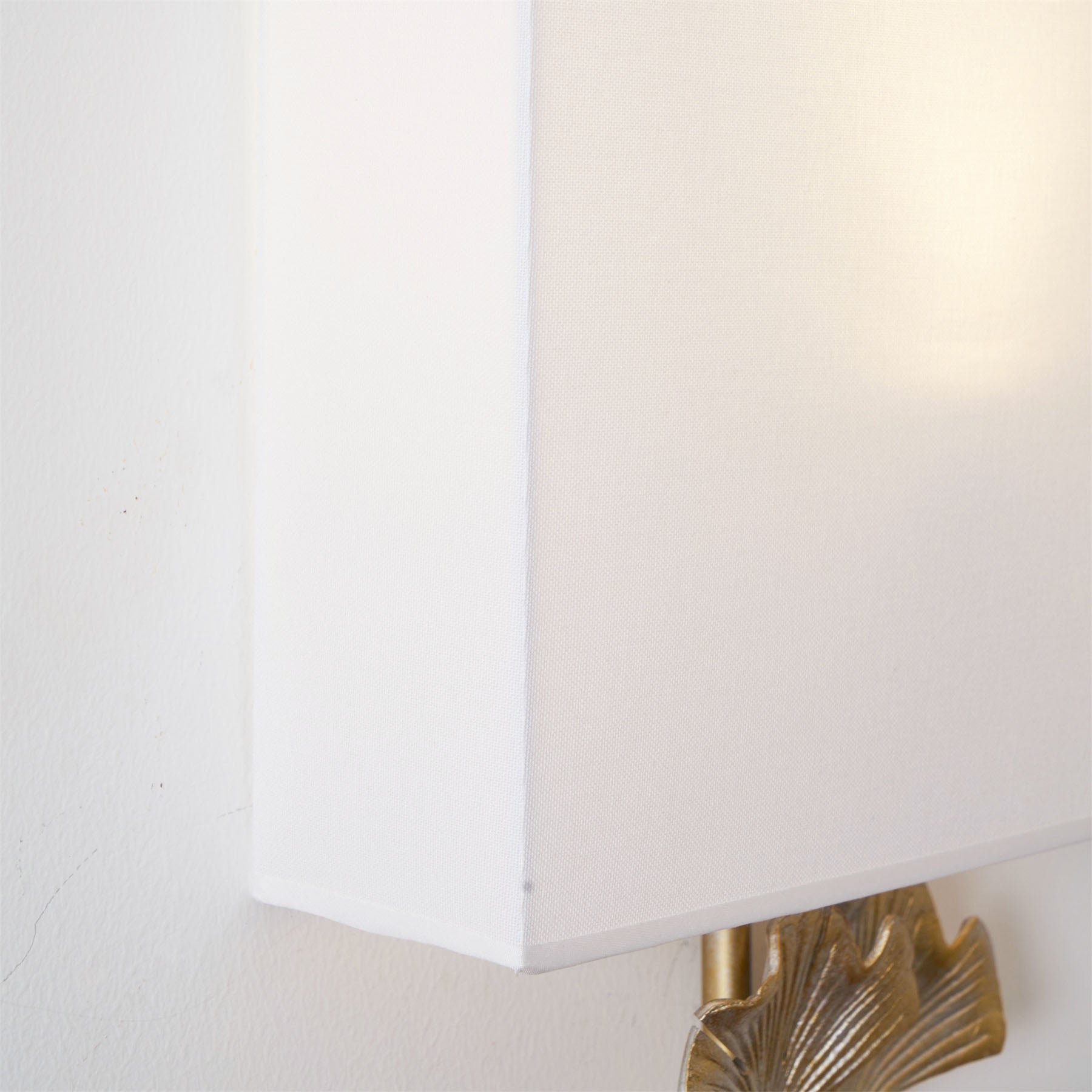 Daisy Wall Lamp Ginkgo Leaf