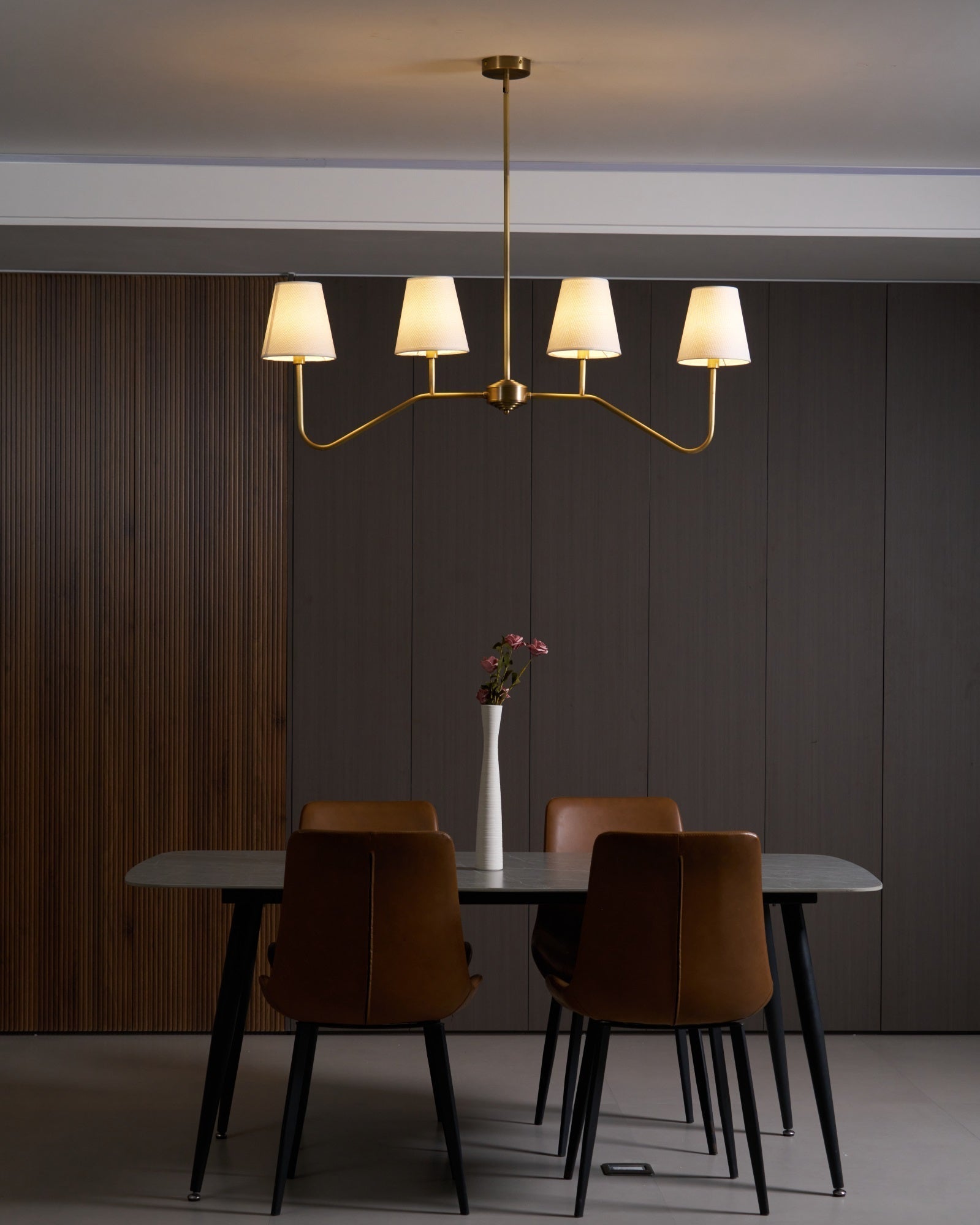 Lustra Chandelier Brass Curved Beige Linear
