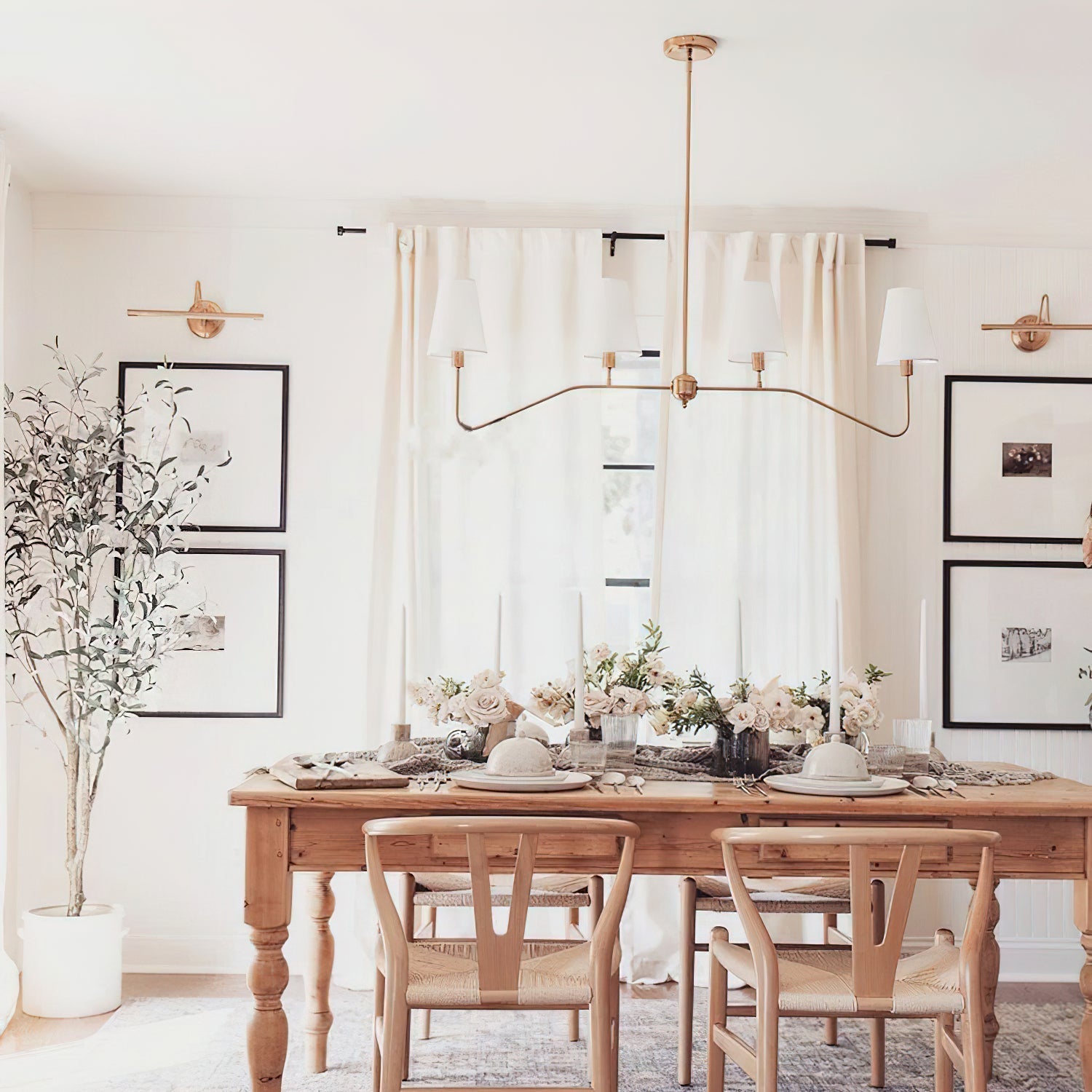 Lustra Chandelier Brass Curved Beige Linear