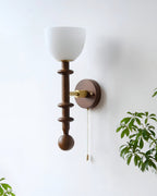 Pivelo Wooden Wall Lamp