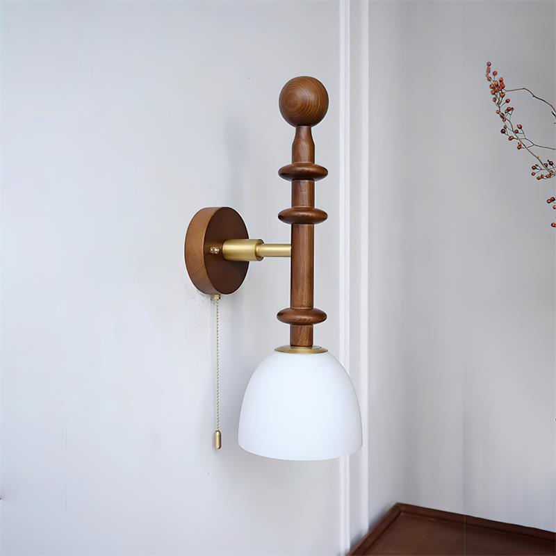 Pivelo Wooden Wall Lamp