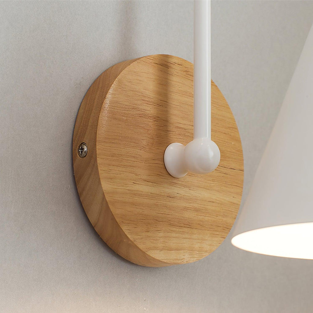 Sern Nordic Wood Wall Lamp