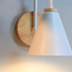 Sern Nordic Wood Wall Lamp
