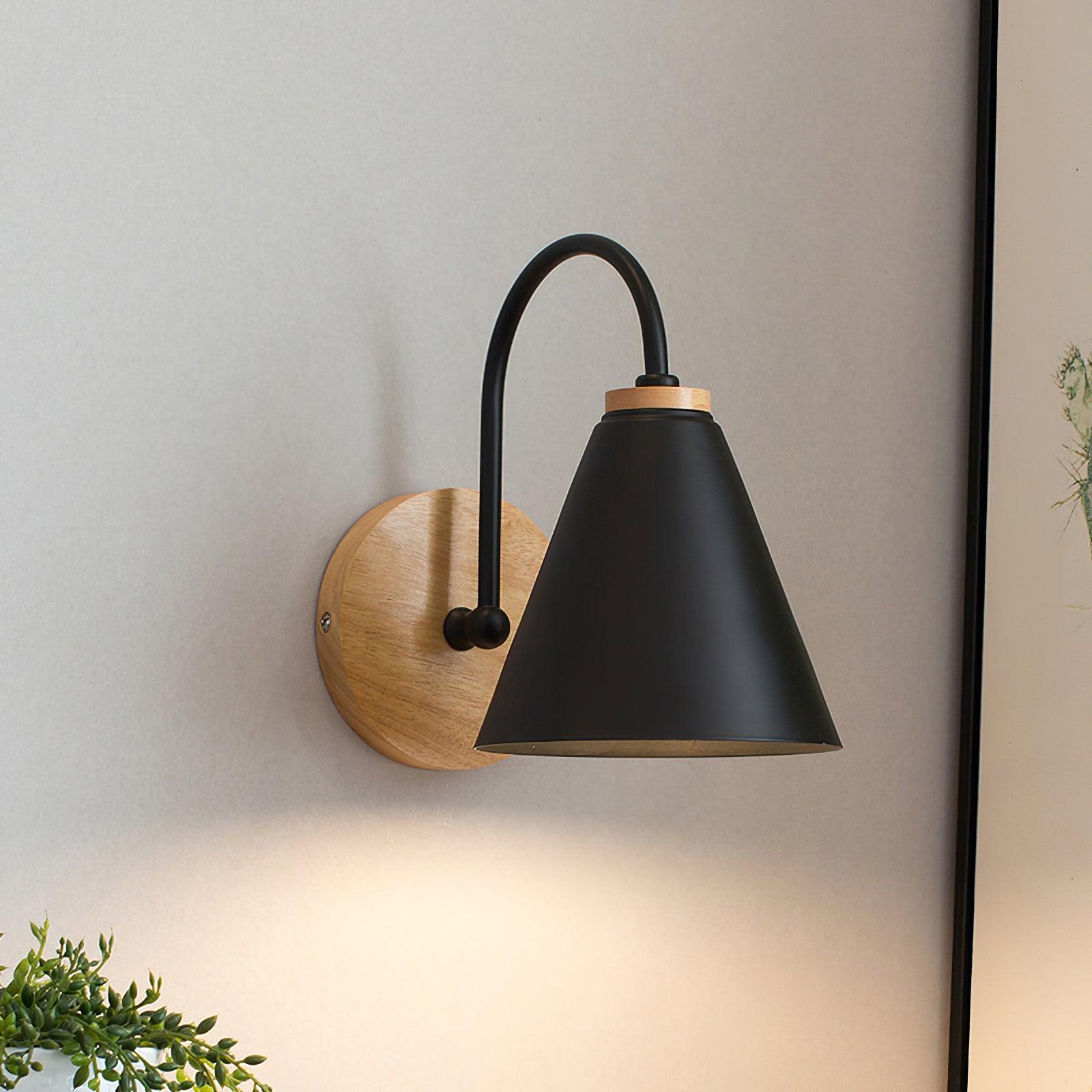 Sern Nordic Wood Wall Lamp