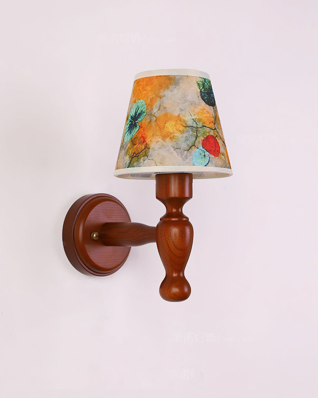 Mapleleaf Wooden Wall Lamp
