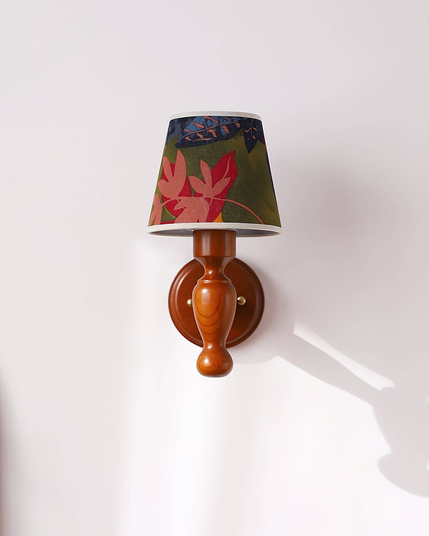 Mapleleaf Wooden Wall Lamp