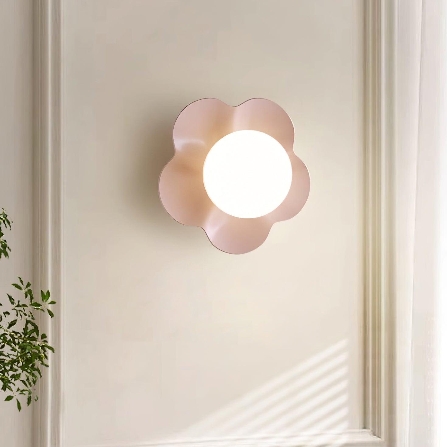 Petalia  Wall Lamp