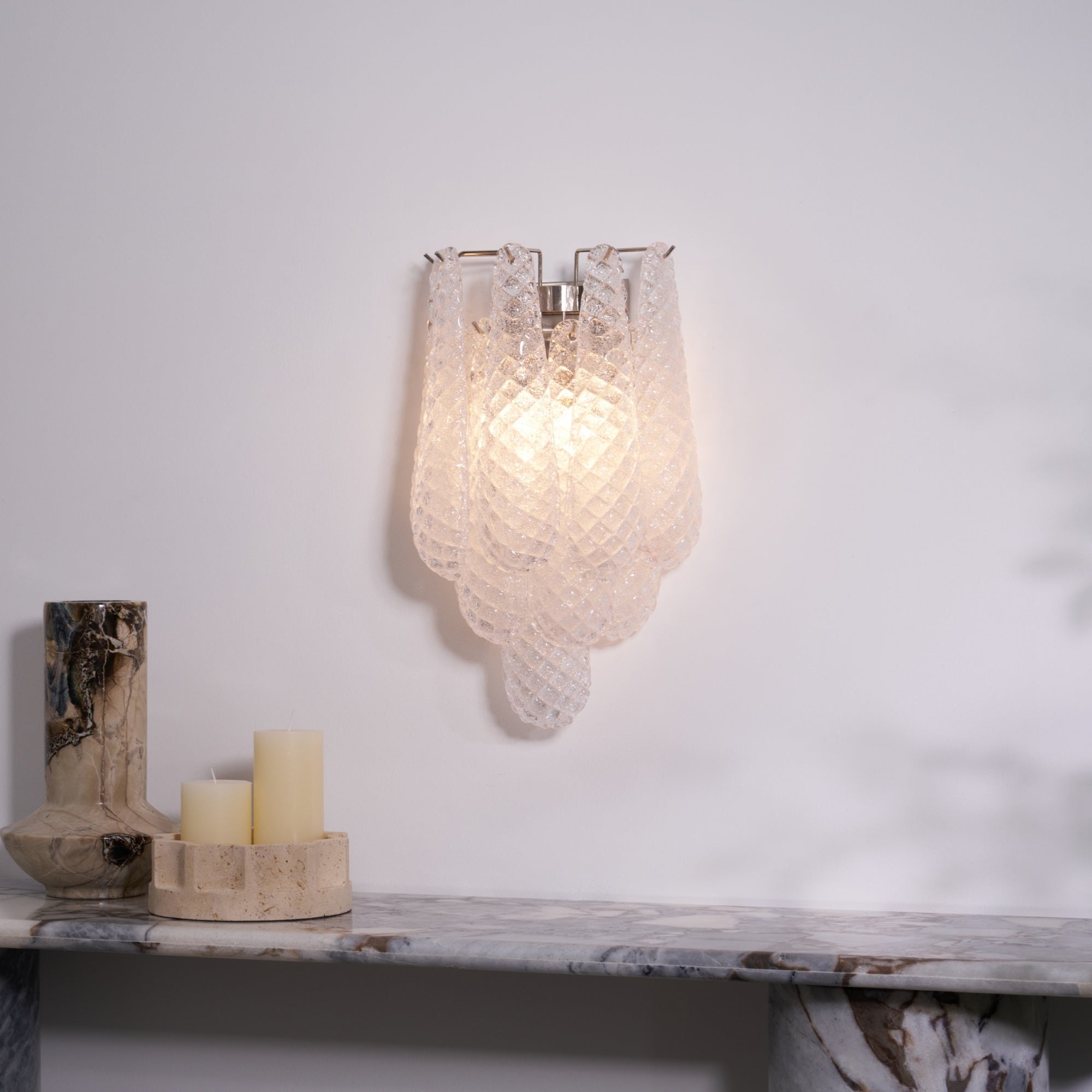 Aurora Wall Lamp Pink Teardrop Glass Floral Artistic