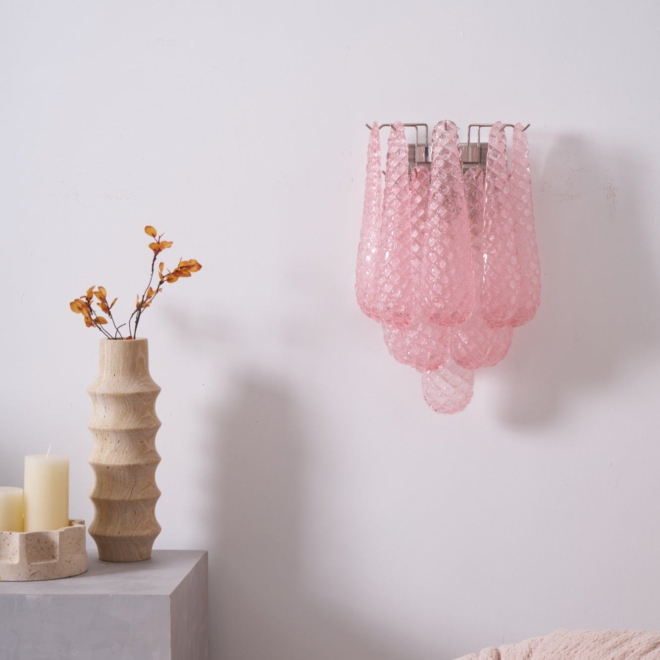 Aurora Wall Lamp Pink Teardrop Glass Floral Artistic