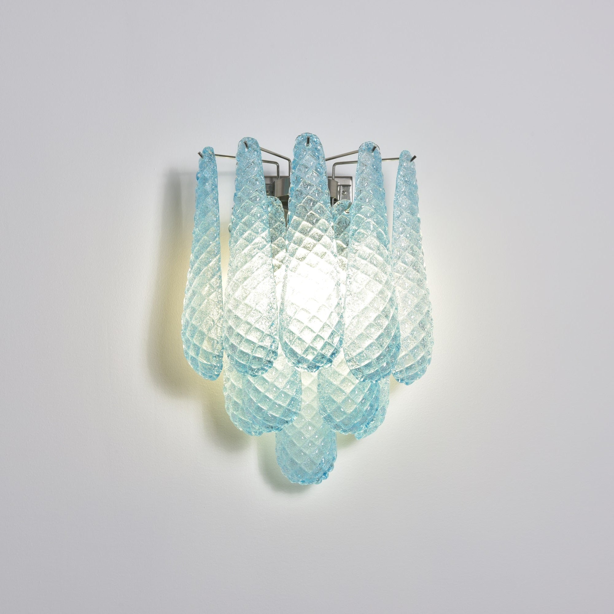 Aurora Wall Lamp Pink Teardrop Glass Floral Artistic