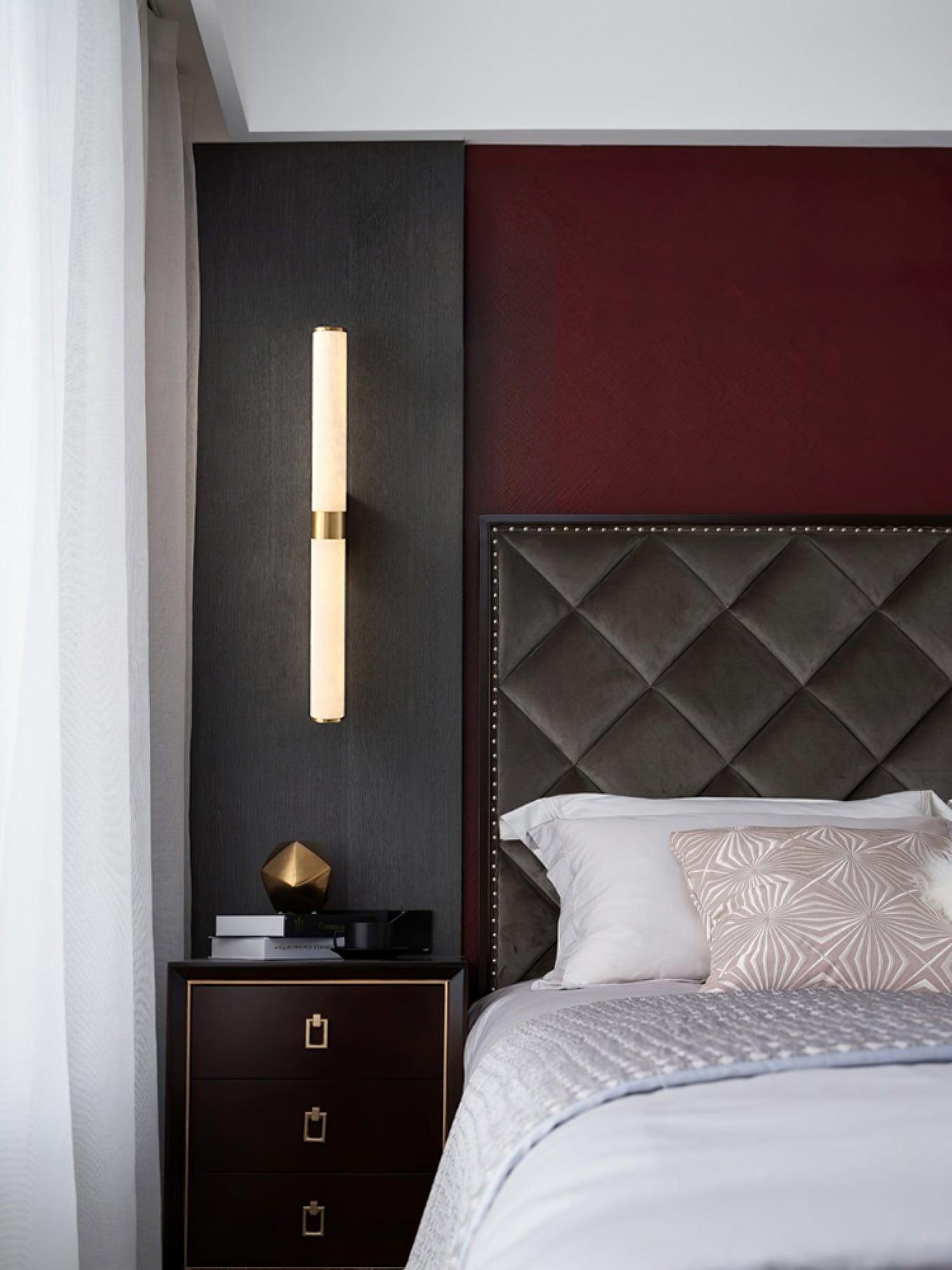 Olmirira Wall Light Minimalist in Alabaster - Kingsley Beaumont