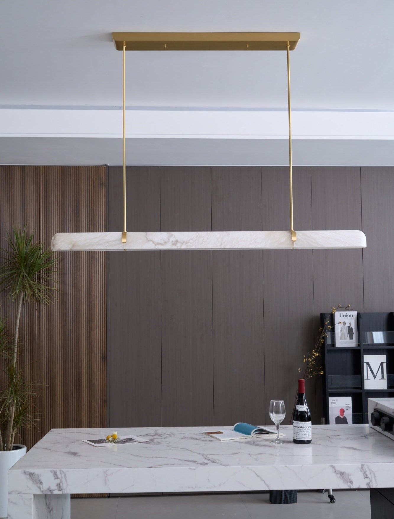 Ilraea Linear Alabaster Pendant Light