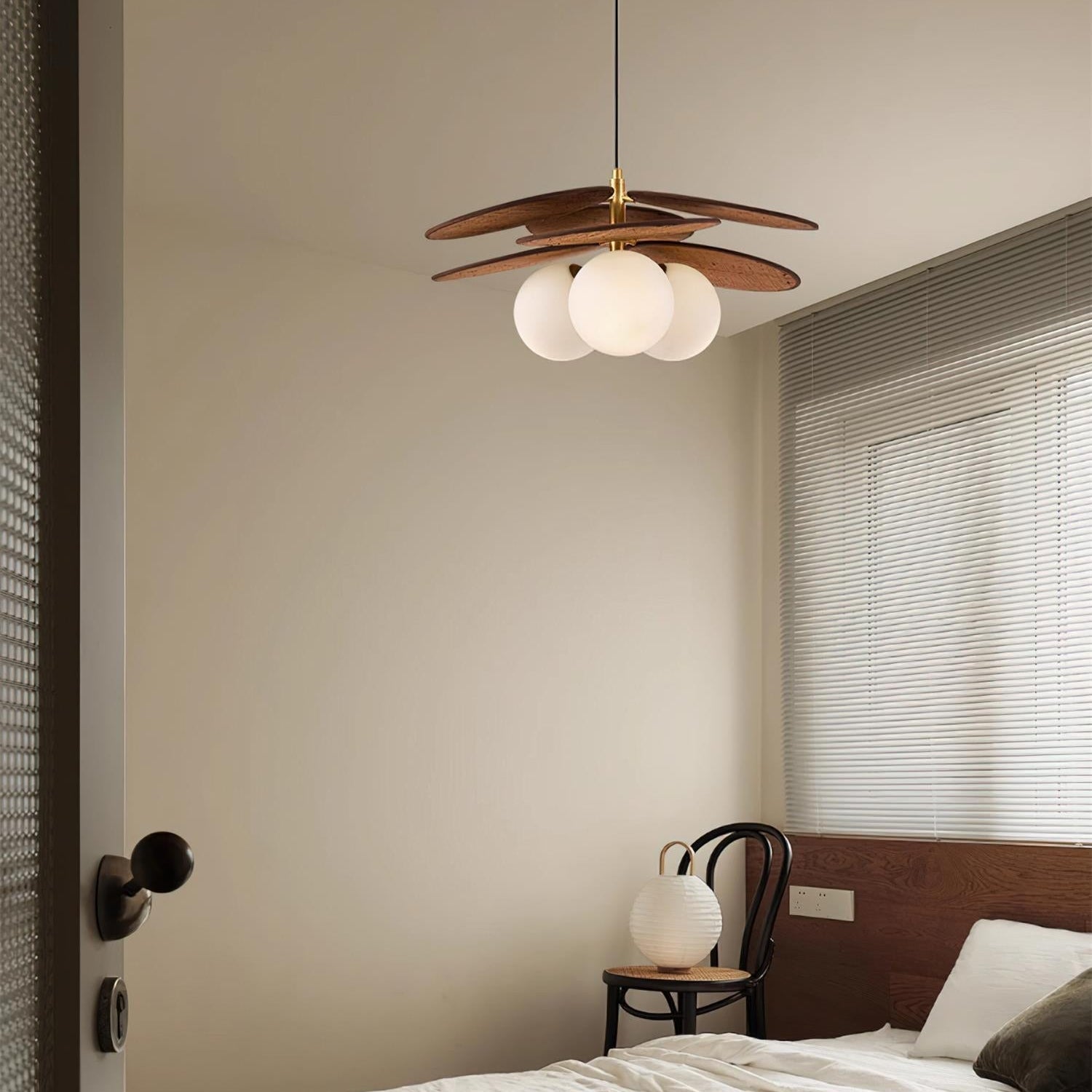 Florin Wooden Petal Pendant Light