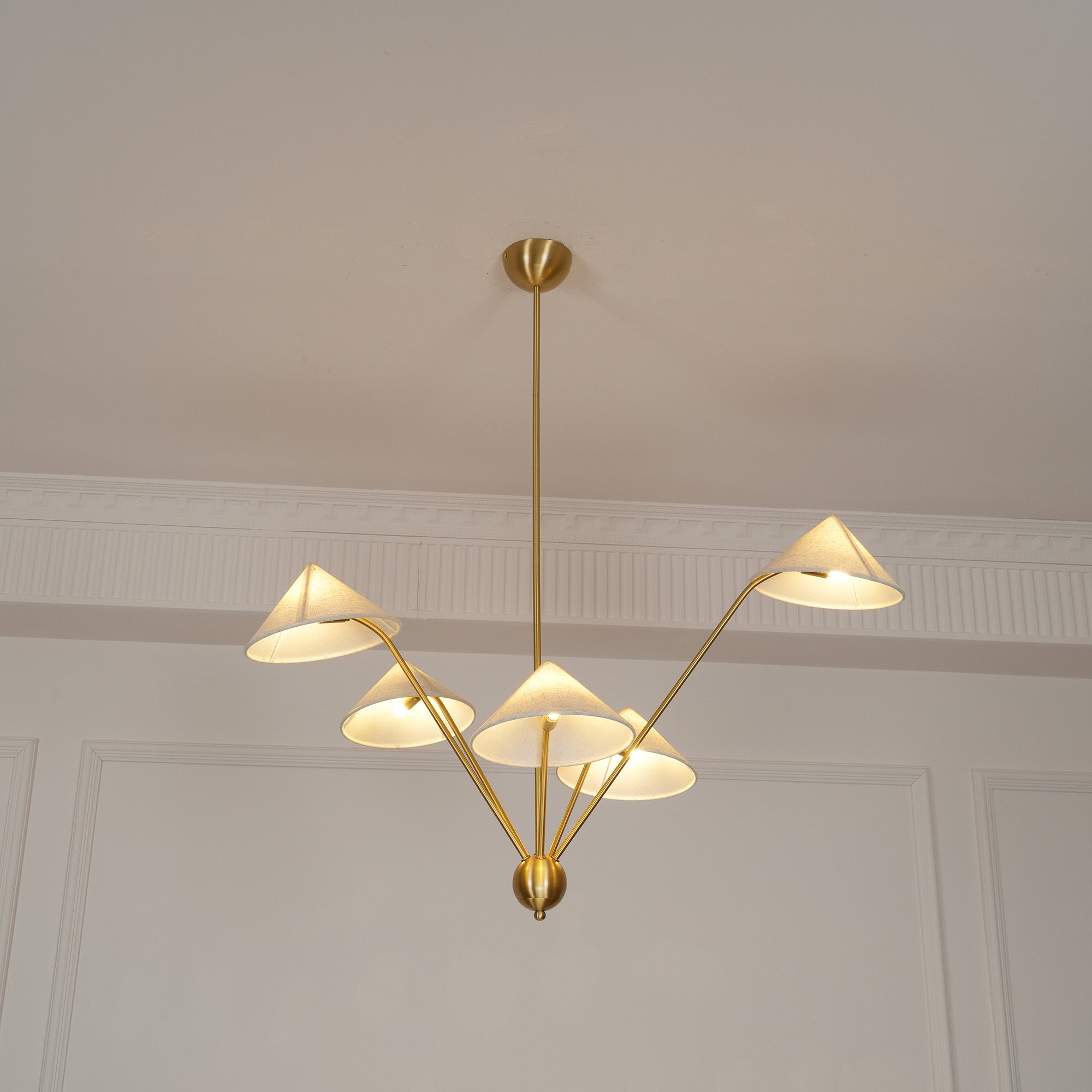 Lustra Chandelier Brass Curved Beige