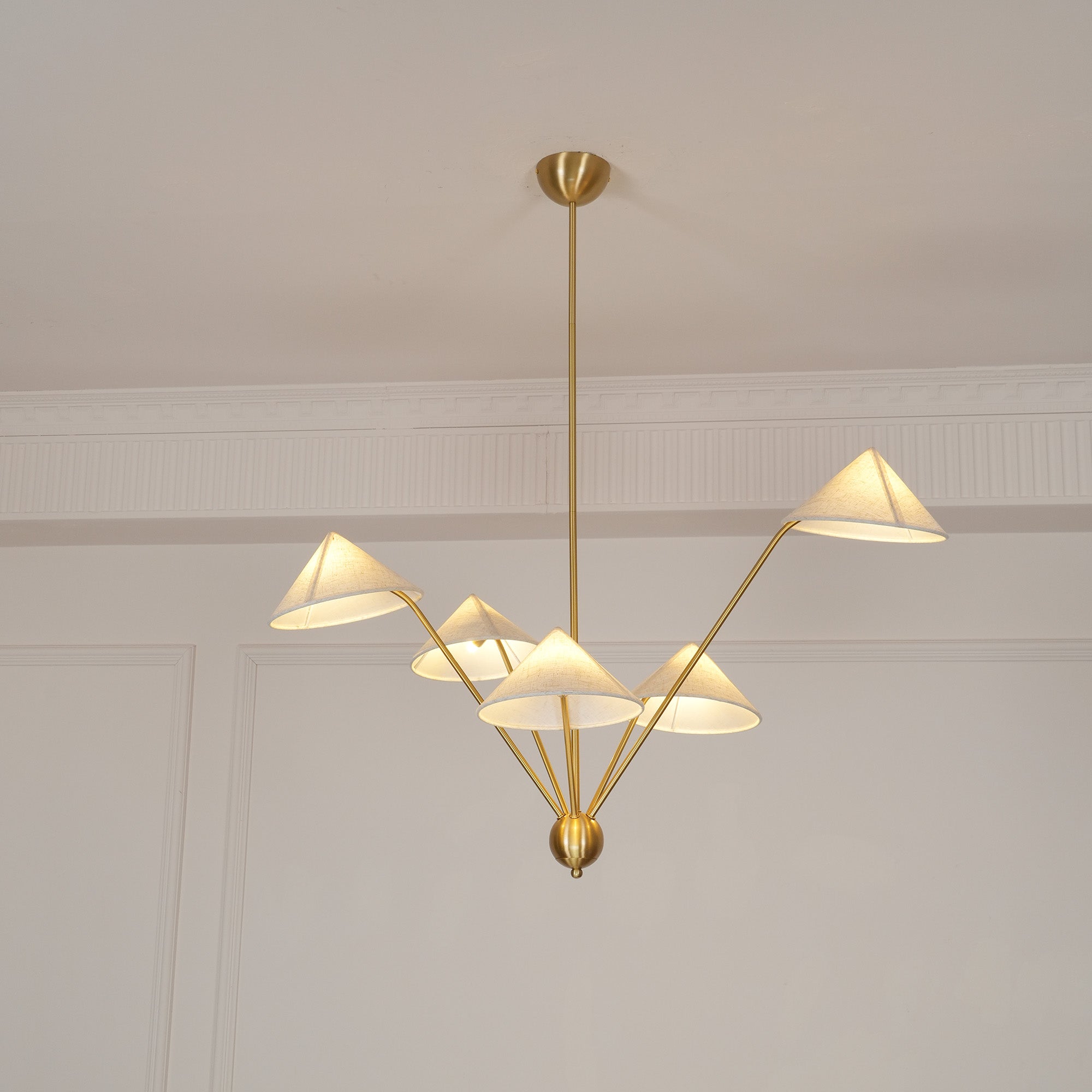 Lustra Chandelier Brass Curved Beige
