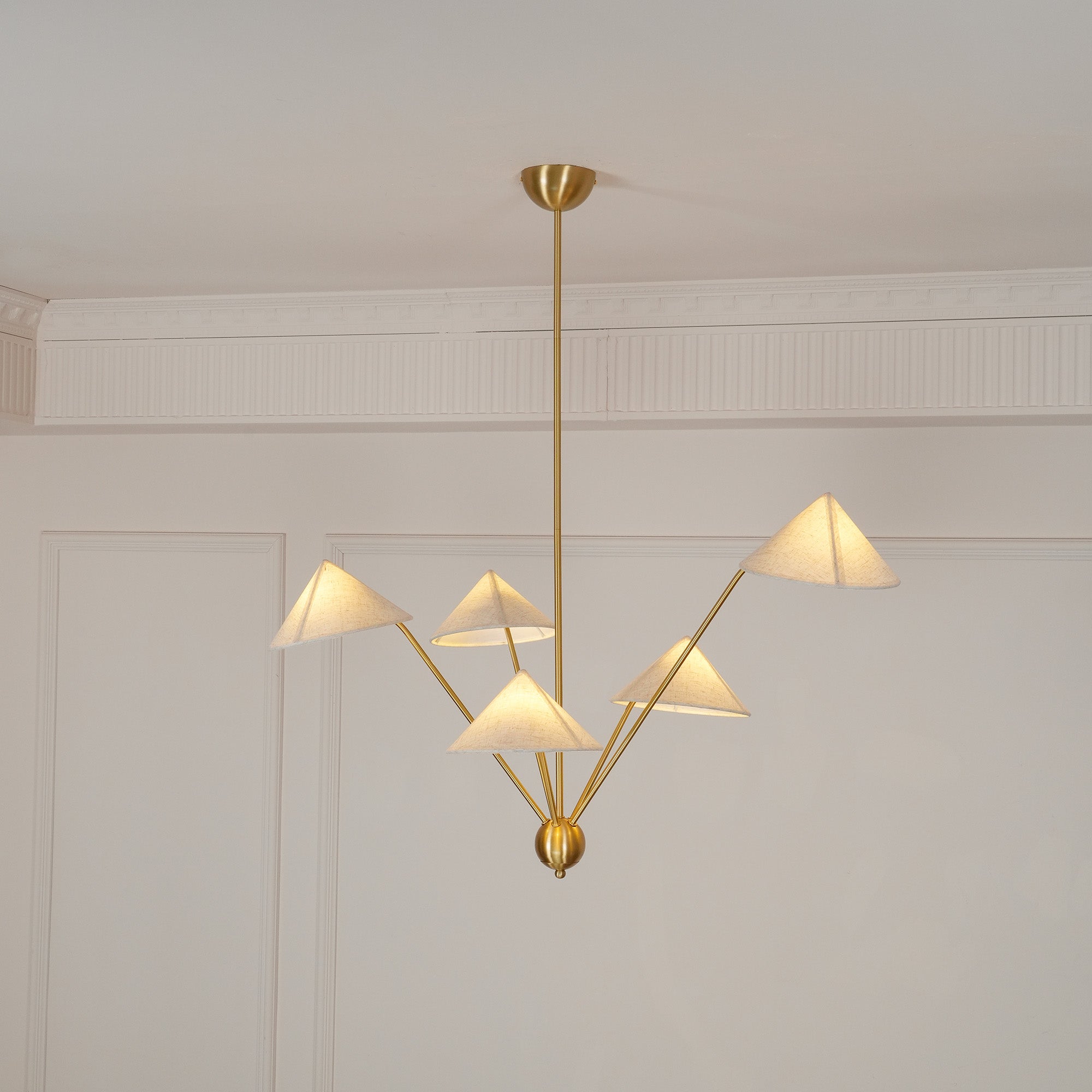 Lustra Chandelier Brass Curved Beige