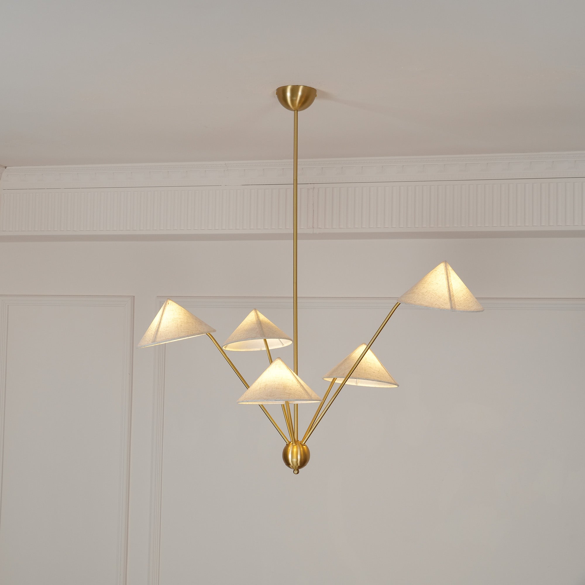 Lustra Chandelier Brass Curved Beige