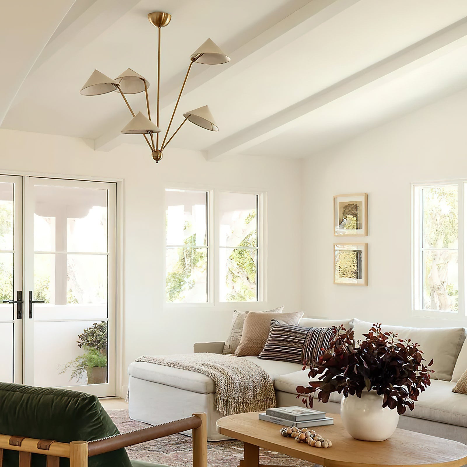 Lustra Chandelier Brass Curved Beige