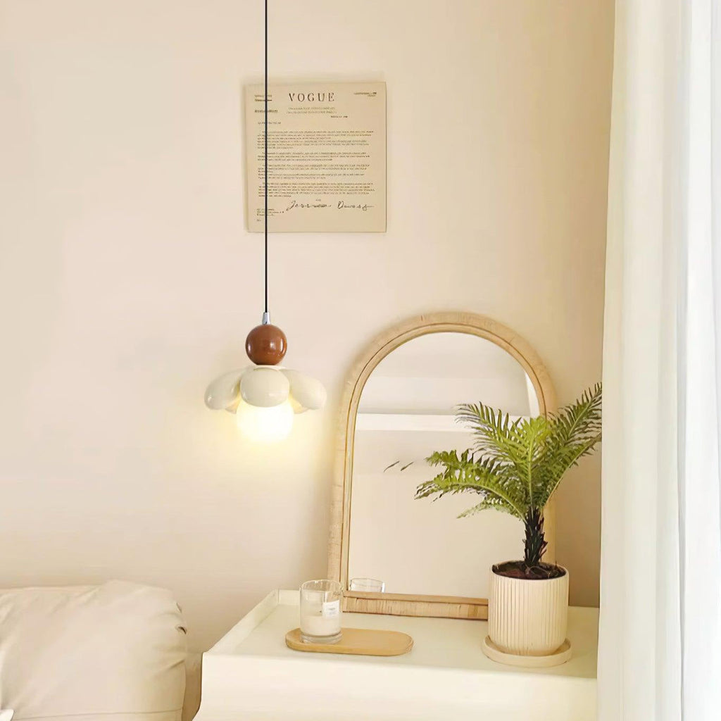 Blossi Flower Pendant Light