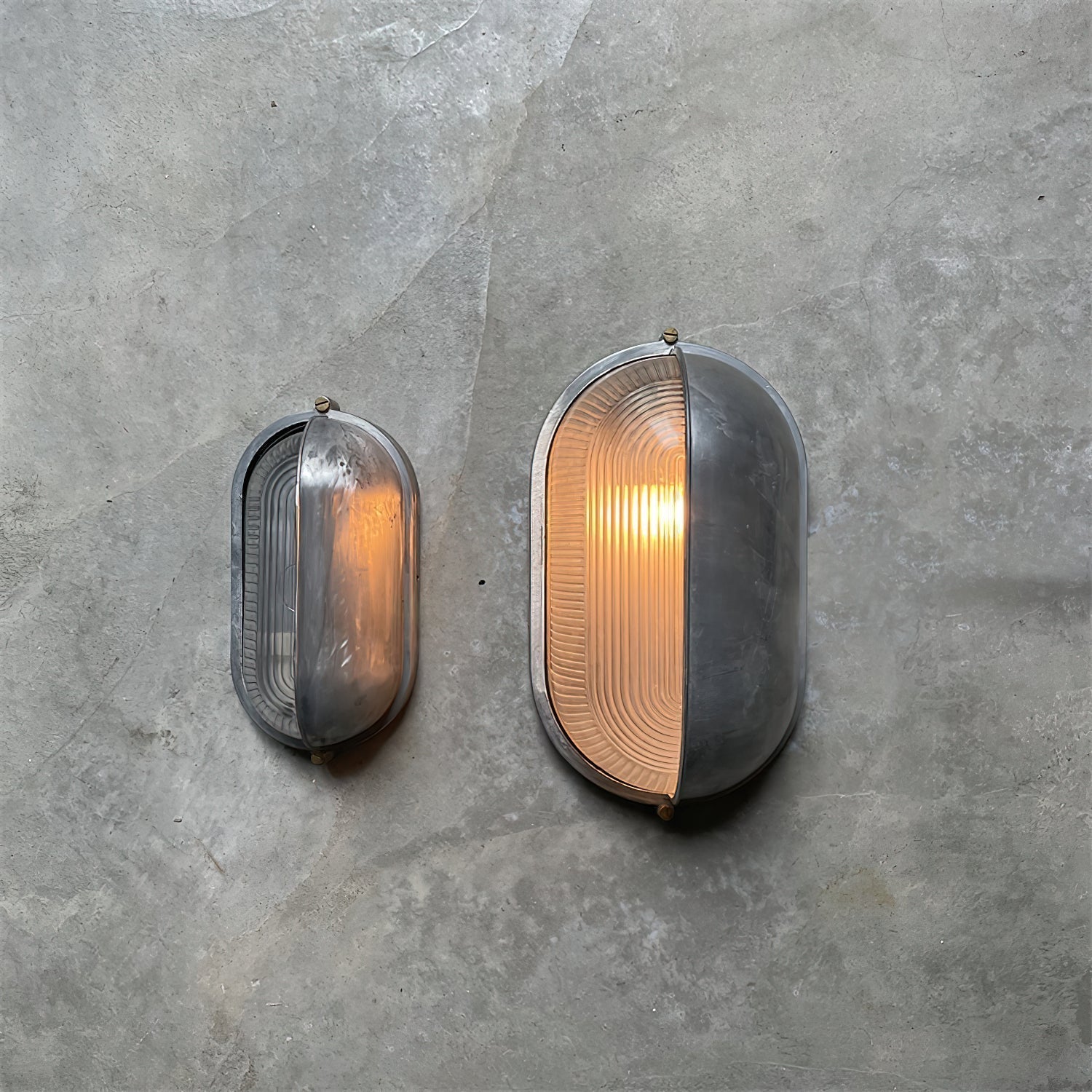 Vorn Modern Round/Ellipse Outdoor Waterproof Wall Lamp. 2 Colors