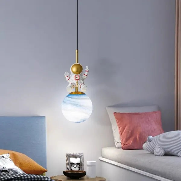 Arisha Pendant Light, 2 Style Astronaut