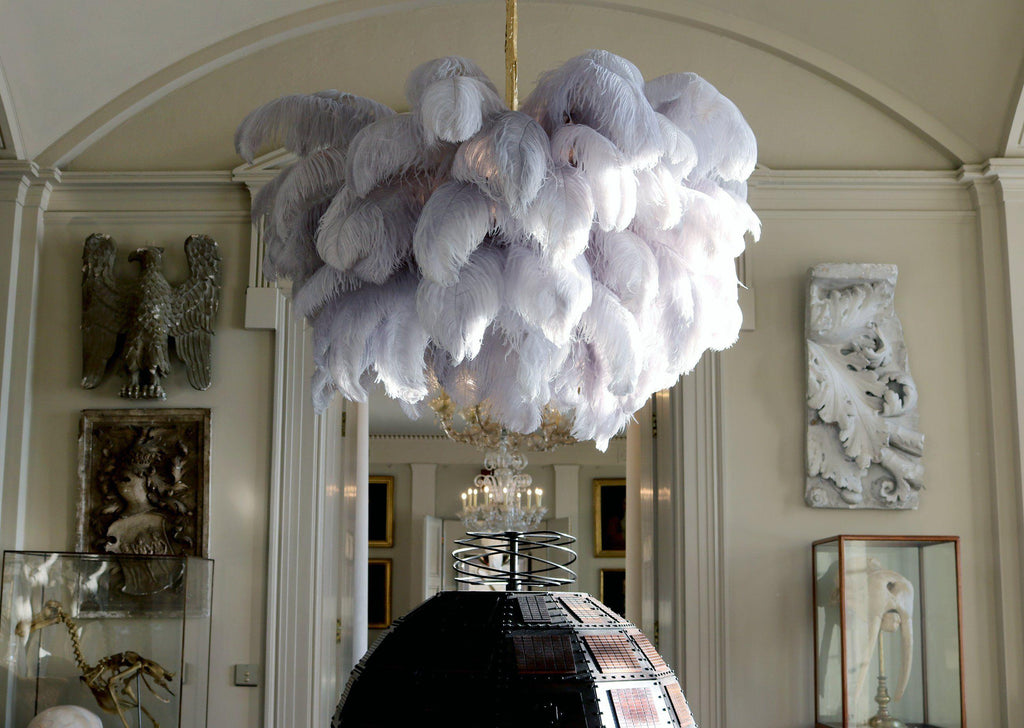 Lustra Chandelier Ostrich Feather Large Brass Stem