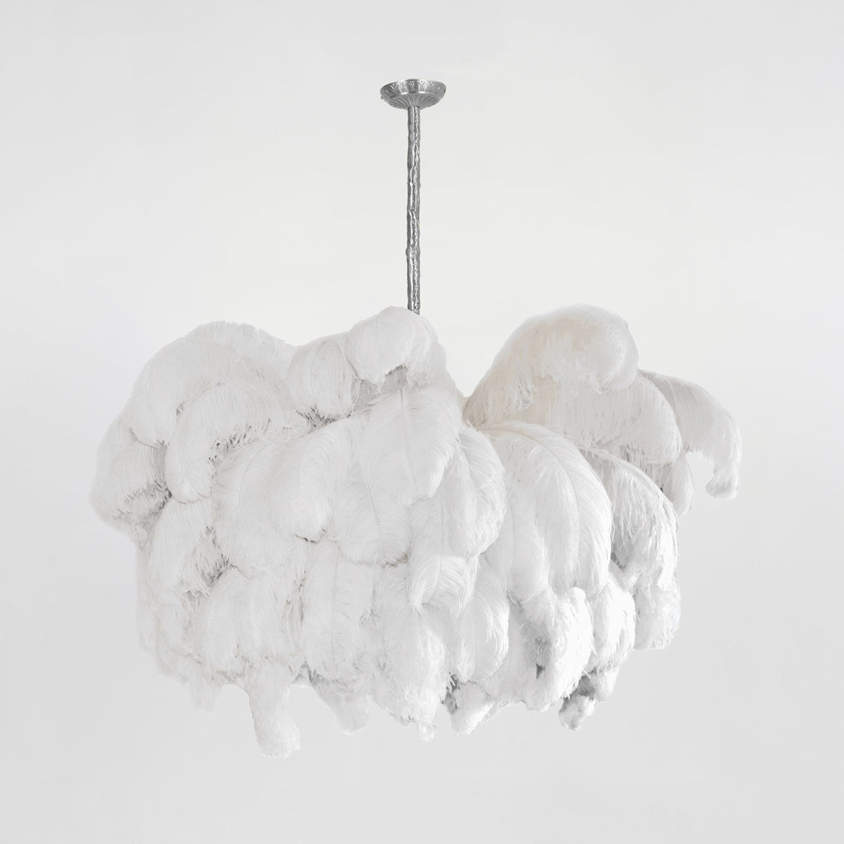 Lustra Chandelier Ostrich Feather Large Brass Stem